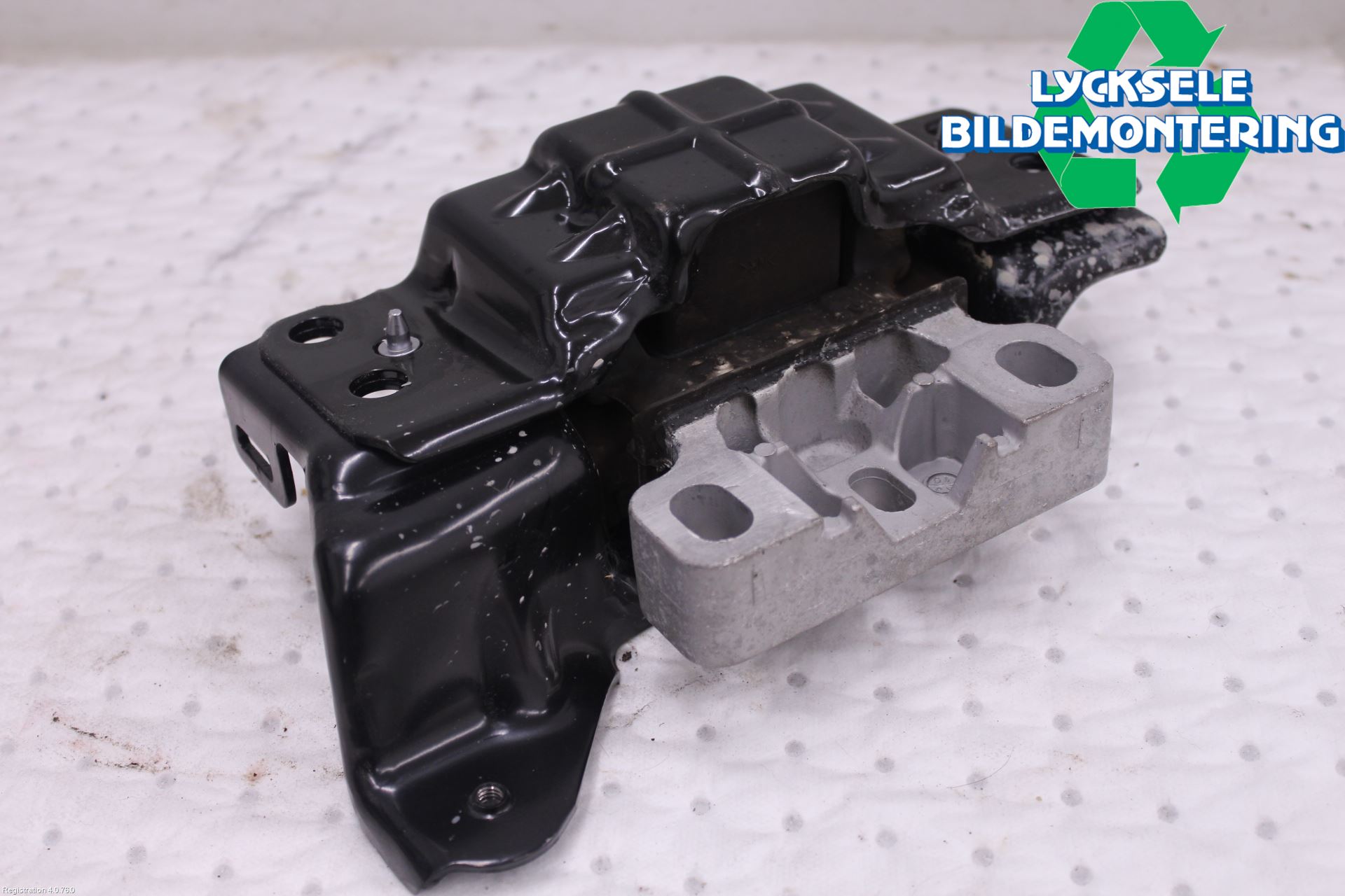 Skoda SCALA 19- Växellådsfäste