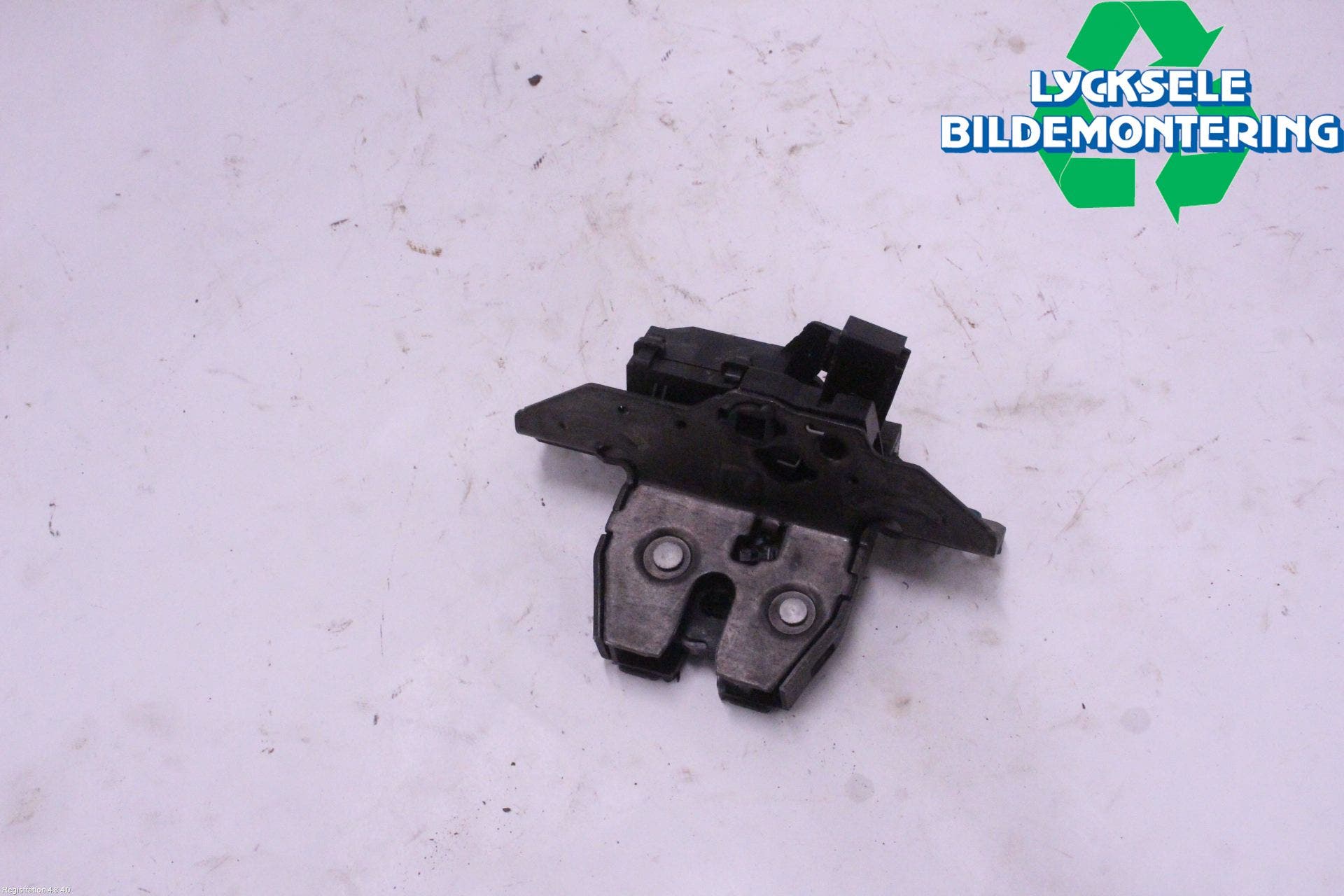 Opel ASTRA K 16-22 Låskista Baklucka