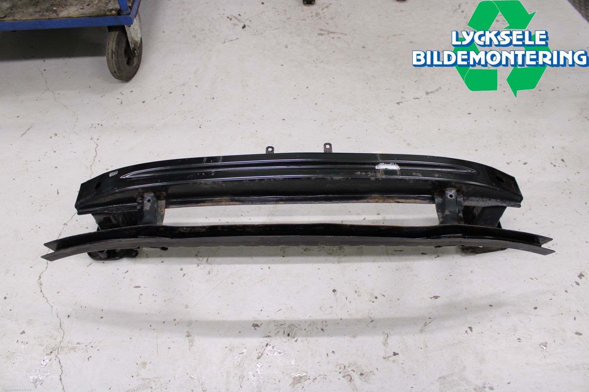 Volkswagen VW PASSAT 05-11 Stötfångarbalk Fram