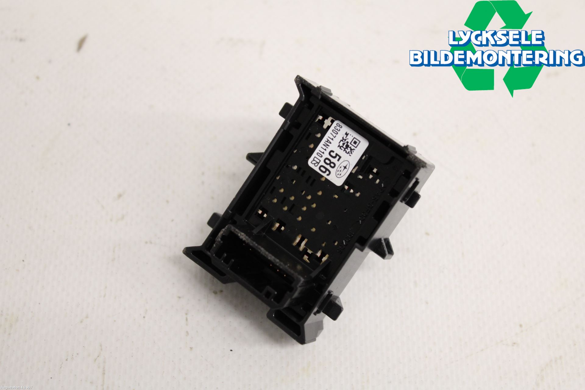 Subaru OUTBACK 21- Strömställare Elhiss