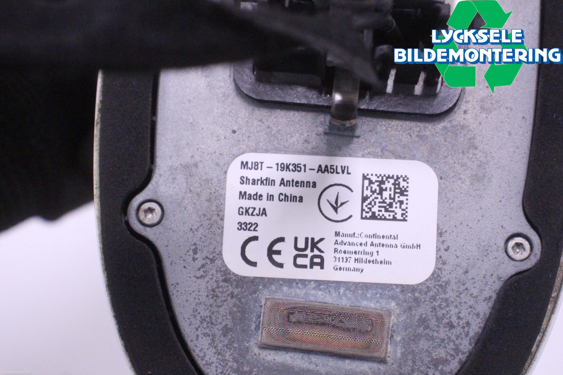 Ford MUSTANG Mach-E 21- Antenn El