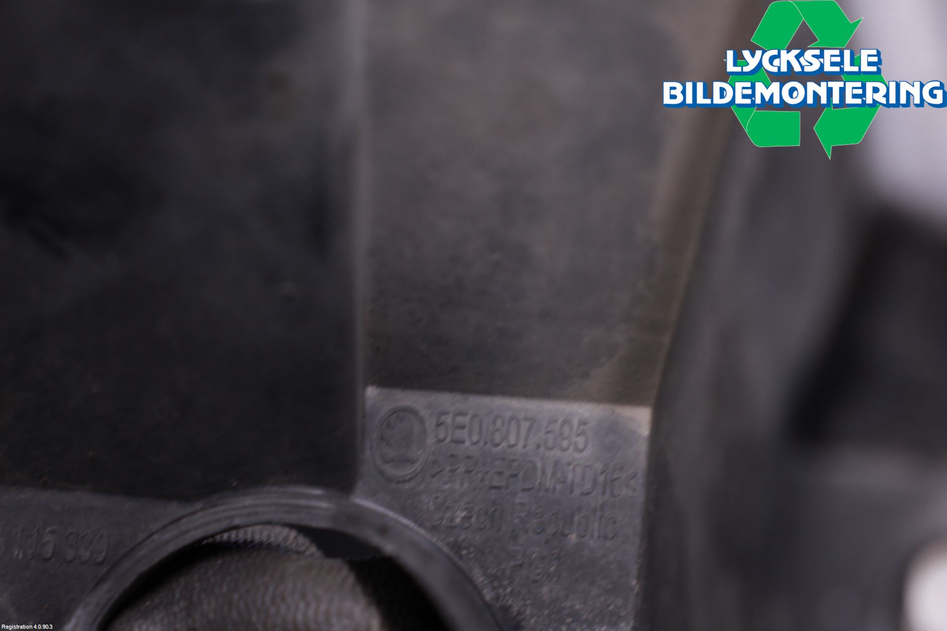 Skoda OCTAVIA (5E) 13-20 Stötfångardel Fram Vä