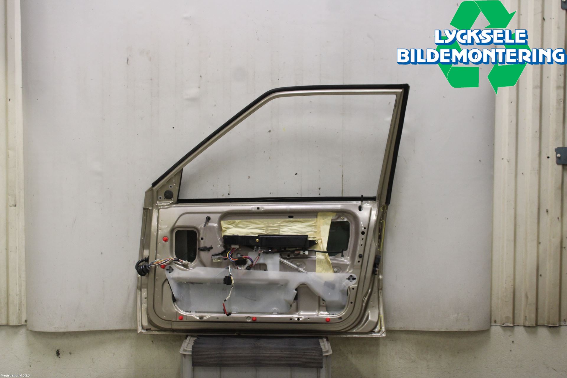 Volvo 940 91-98 Dörr Fram Höger