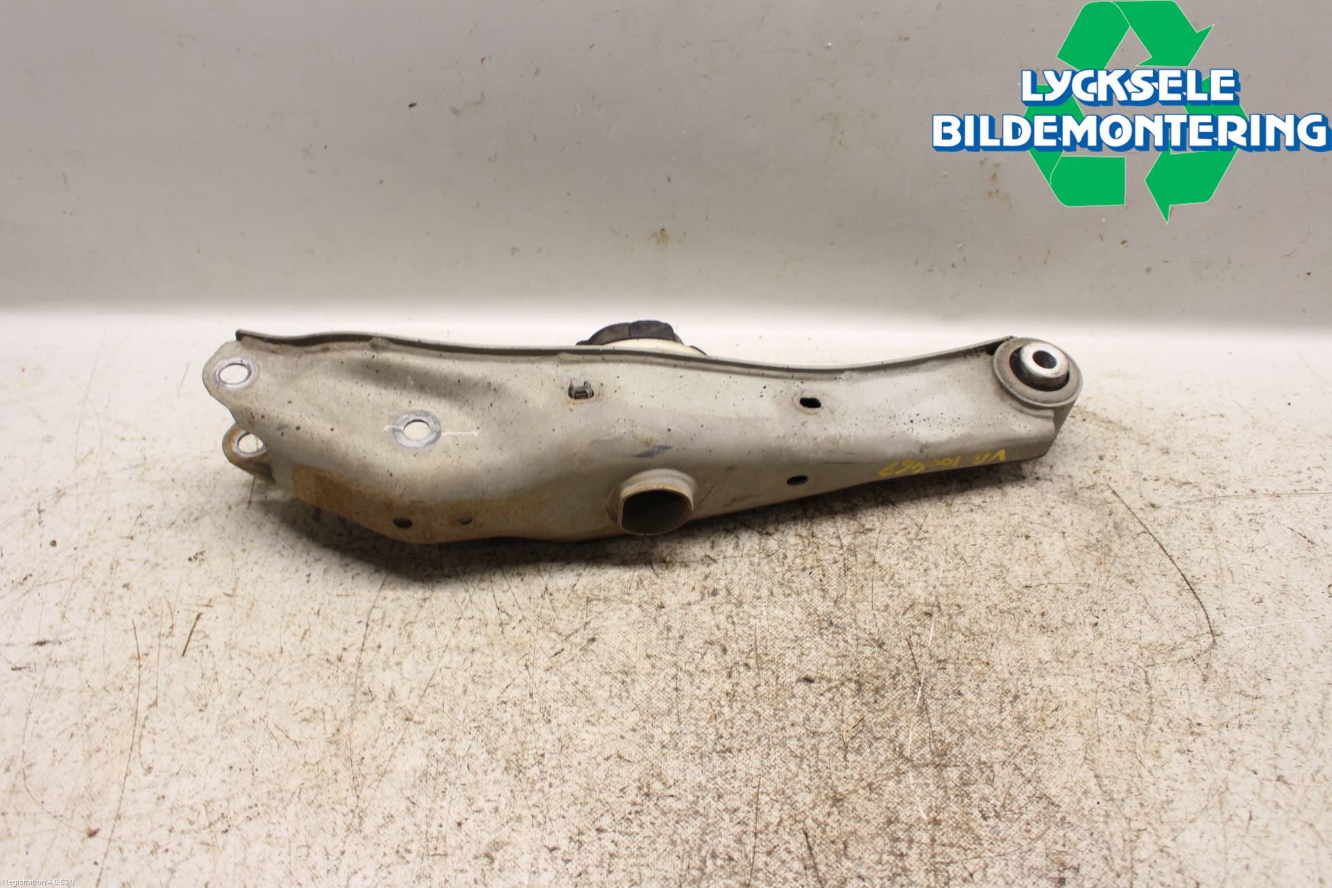 Opel INSIGNIA 17- Bärarm Bak Vänster