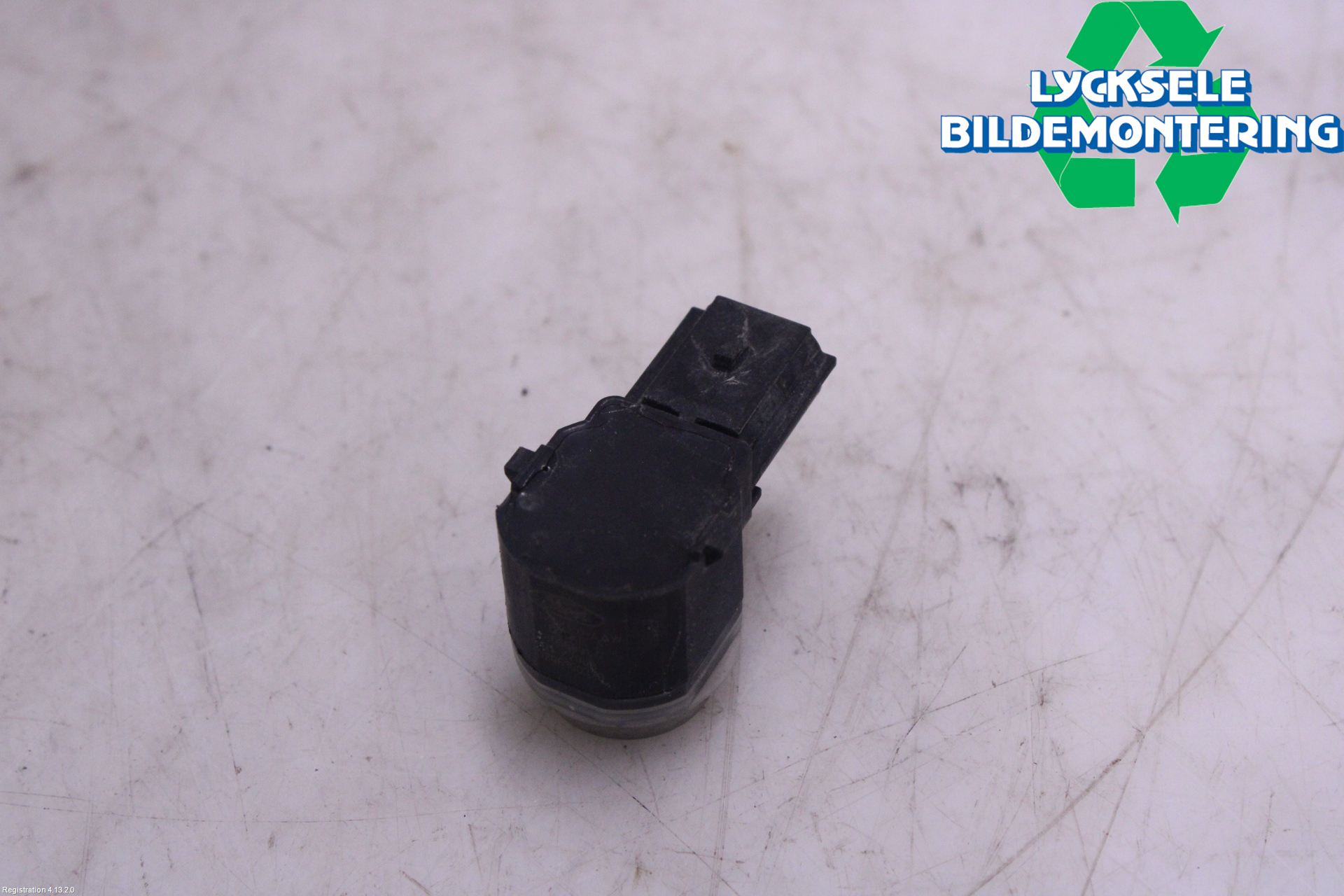 Ford FOCUS 15-18 Parkeringshjälp Frontsensor