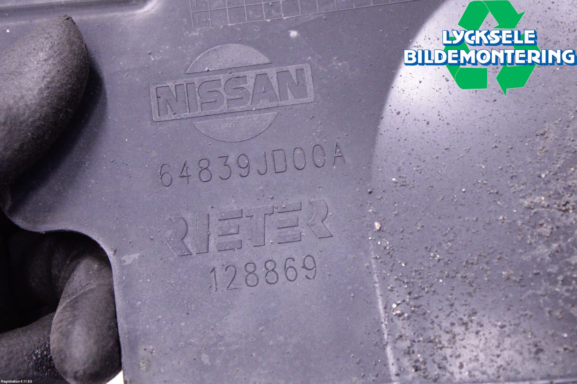 Nissan QASHQAI 10-14 Hasplåt Plåt-Plast
