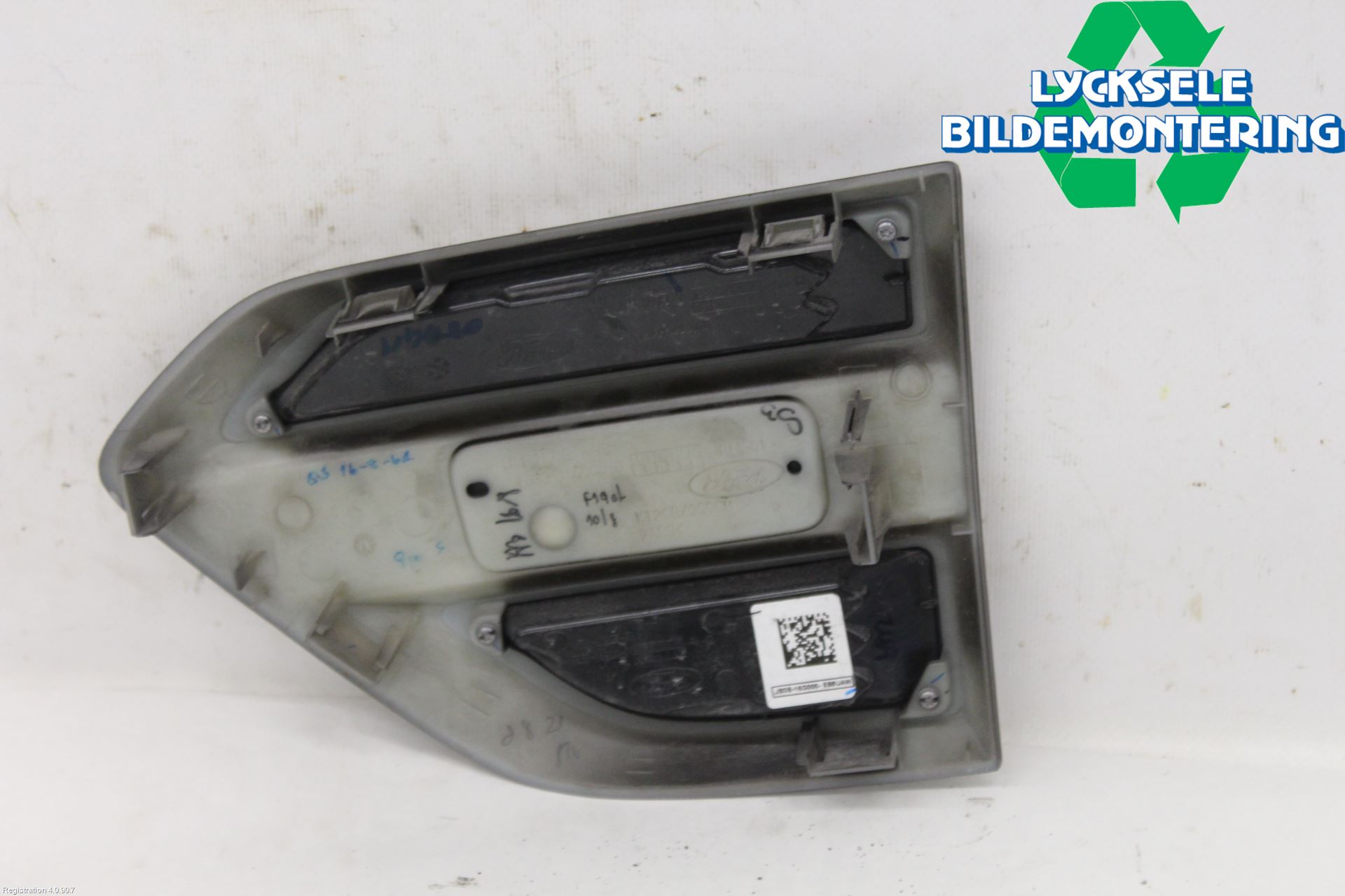 Ford RANGER 22- List Framskärm Hö