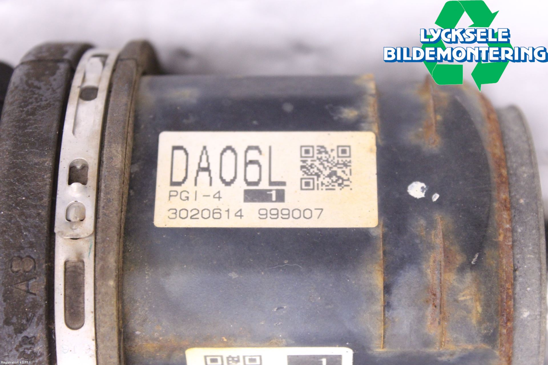 Toyota RAV4 13-18 Drivaxel Fram Vänster