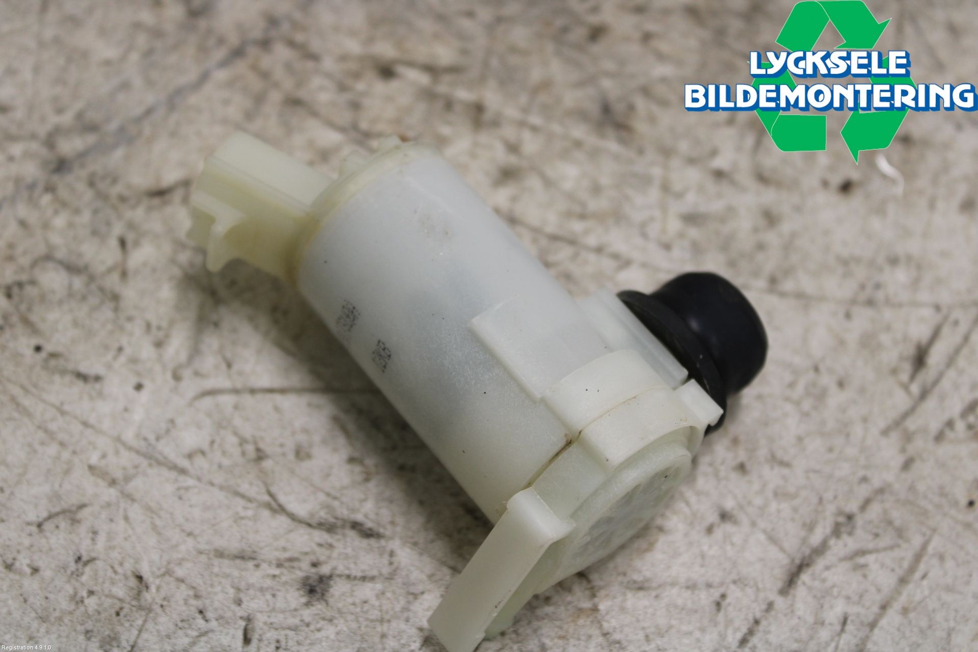 Suzuki SX4 S-CROSS 22- Spolarpump Vindruta