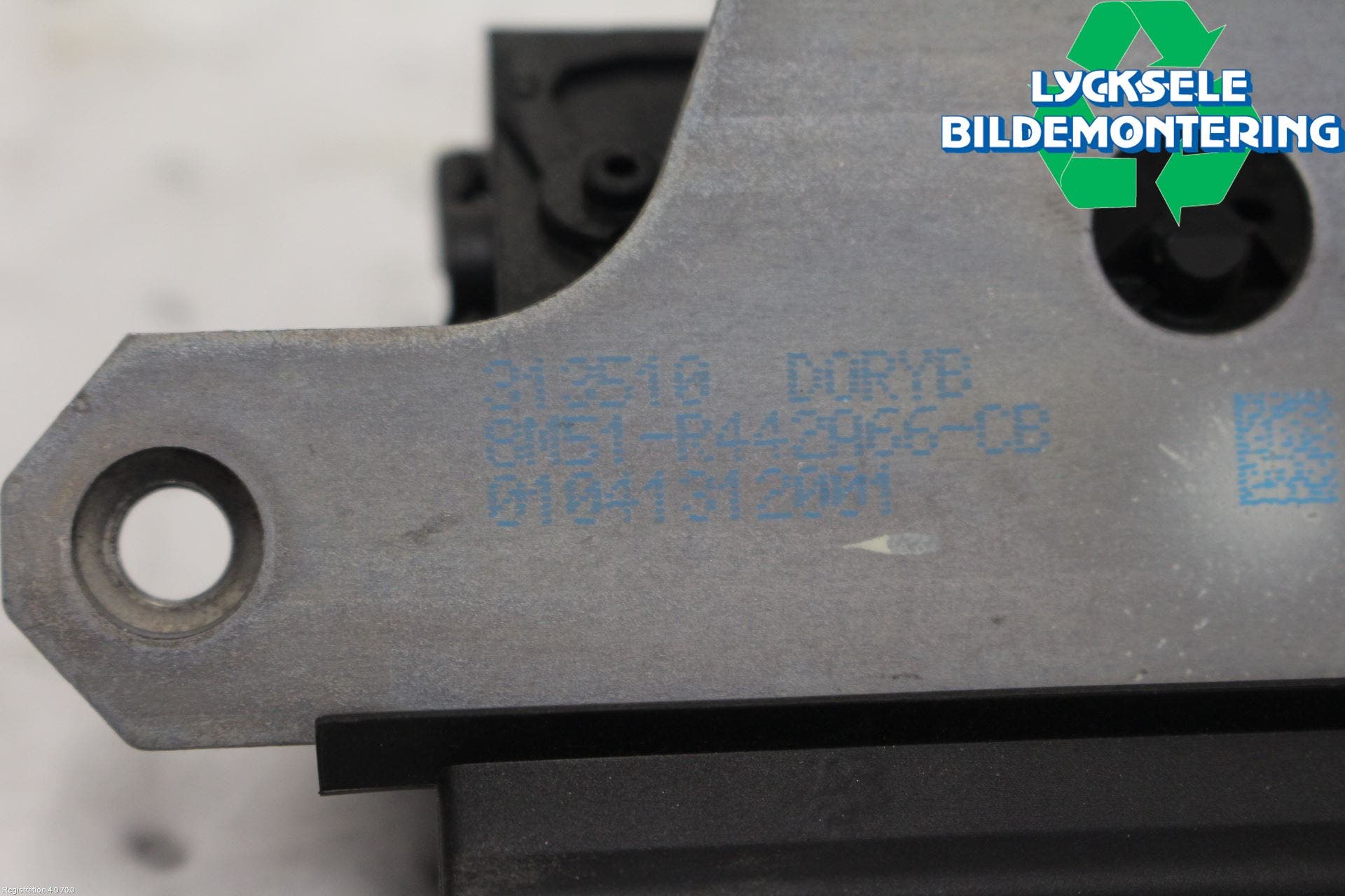 Ford MONDEO 07-15 Låskista Baklucka