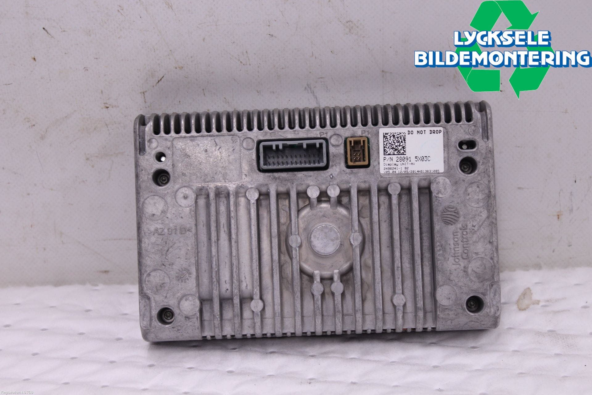 Nissan NAVARA 05-16 Bildskärm