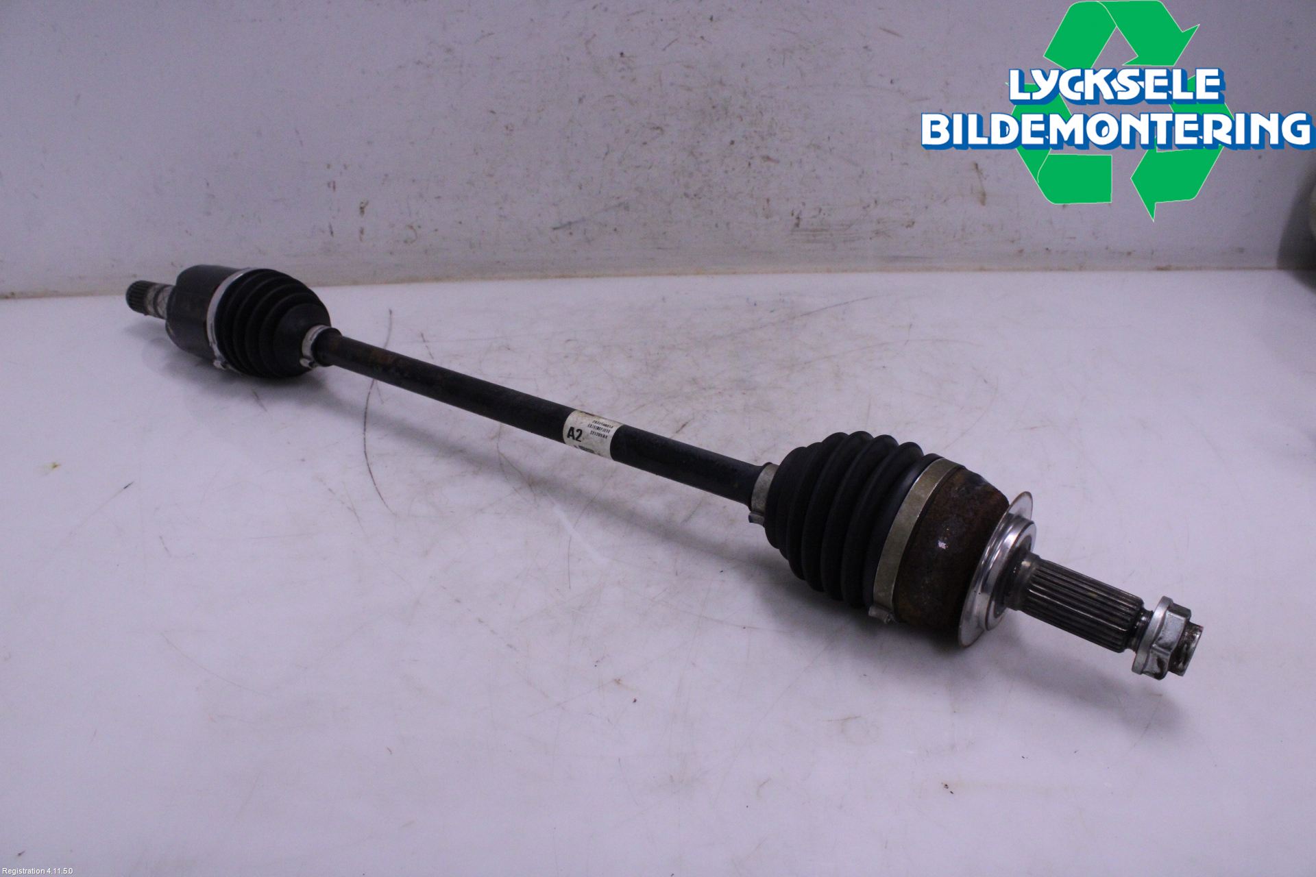 Subaru OUTBACK 21- Drivaxel Fram Höger