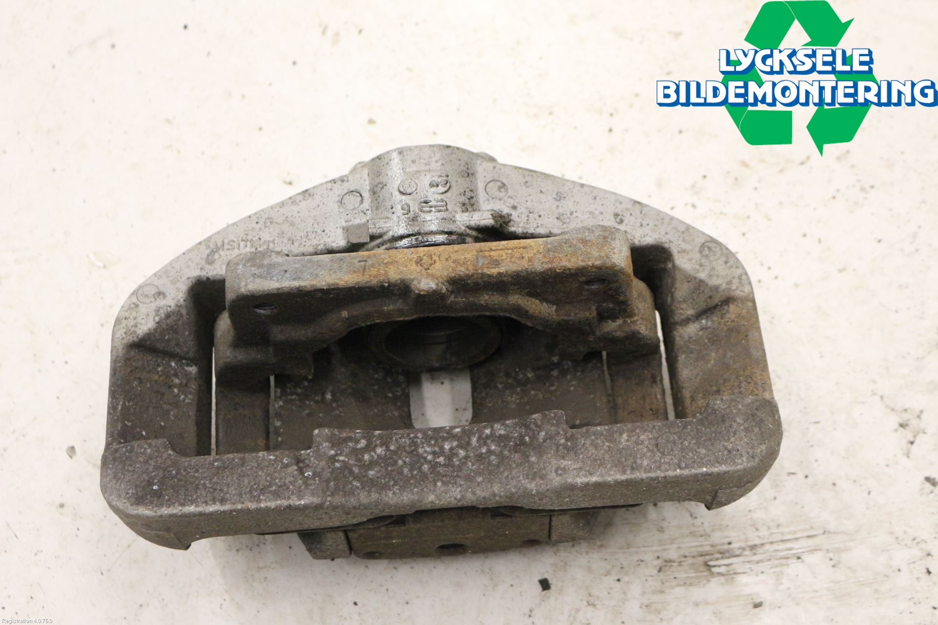 BMW 5 F10/F11/F18 09-17 Bromsok Fram Höger