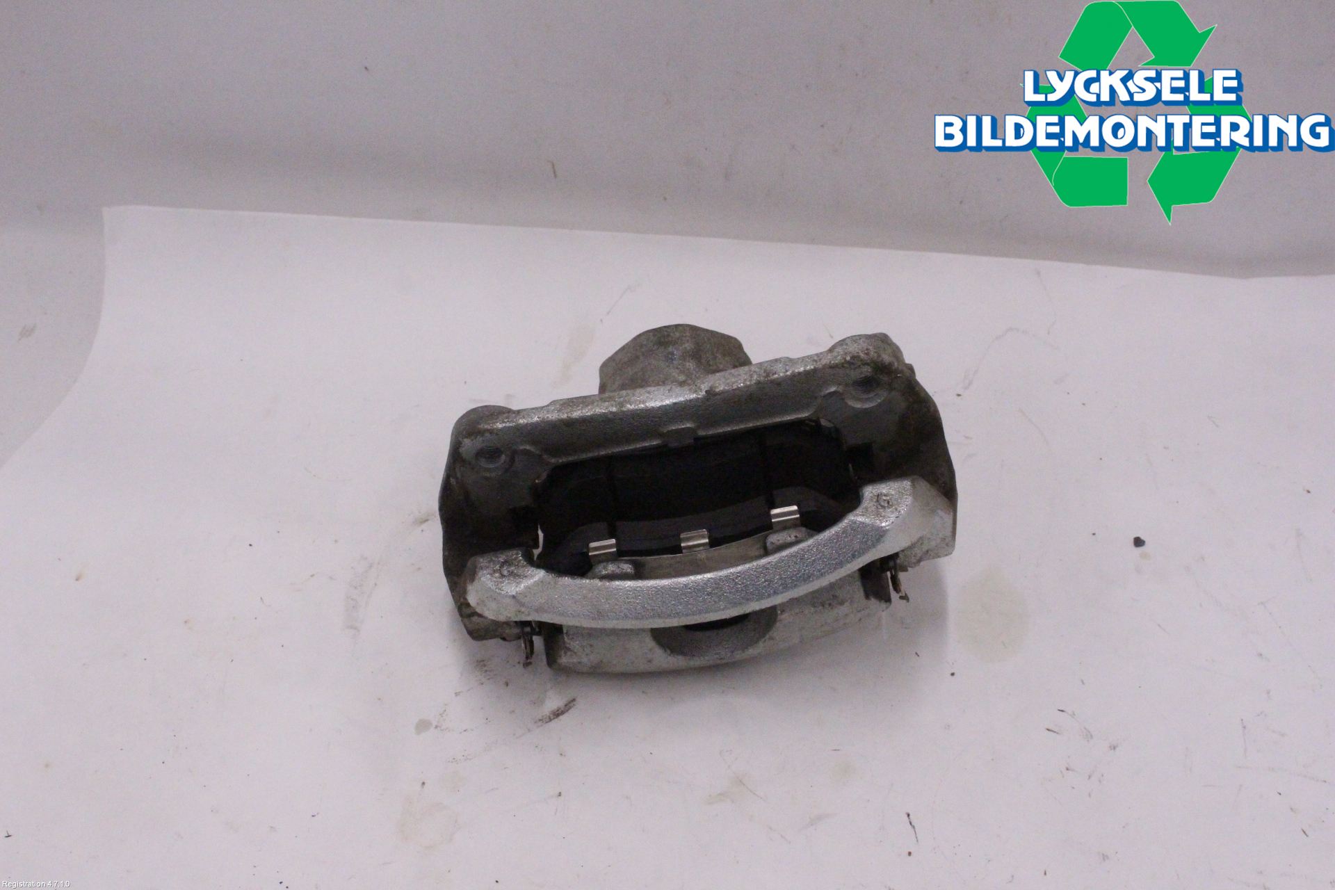 Suzuki VITARA 15- Bromsok Fram Höger