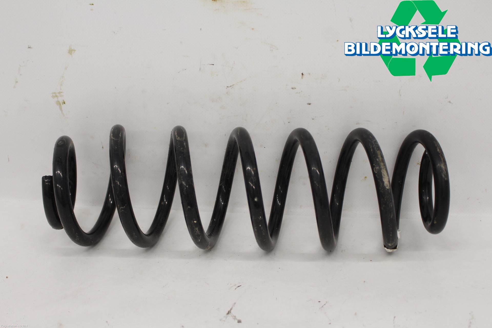 Volkswagen VW T-ROC 18- Fjäder Bak