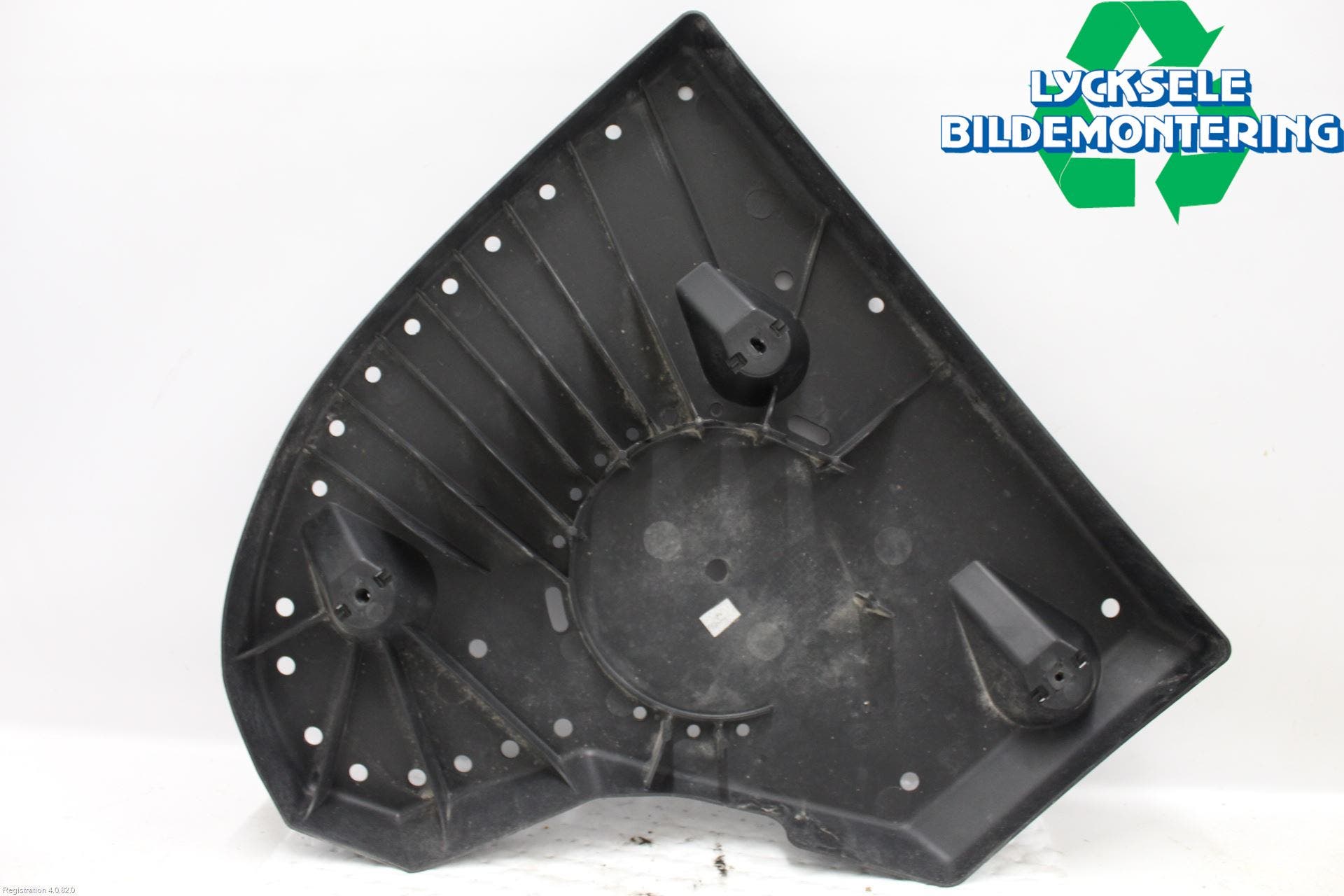 Skoda KODIAQ 17-24 Hasplåt Plåt-Plast