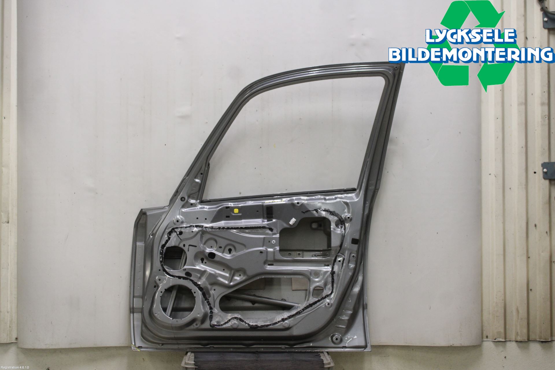 Suzuki SX4 10-13 Dörr Fram Höger