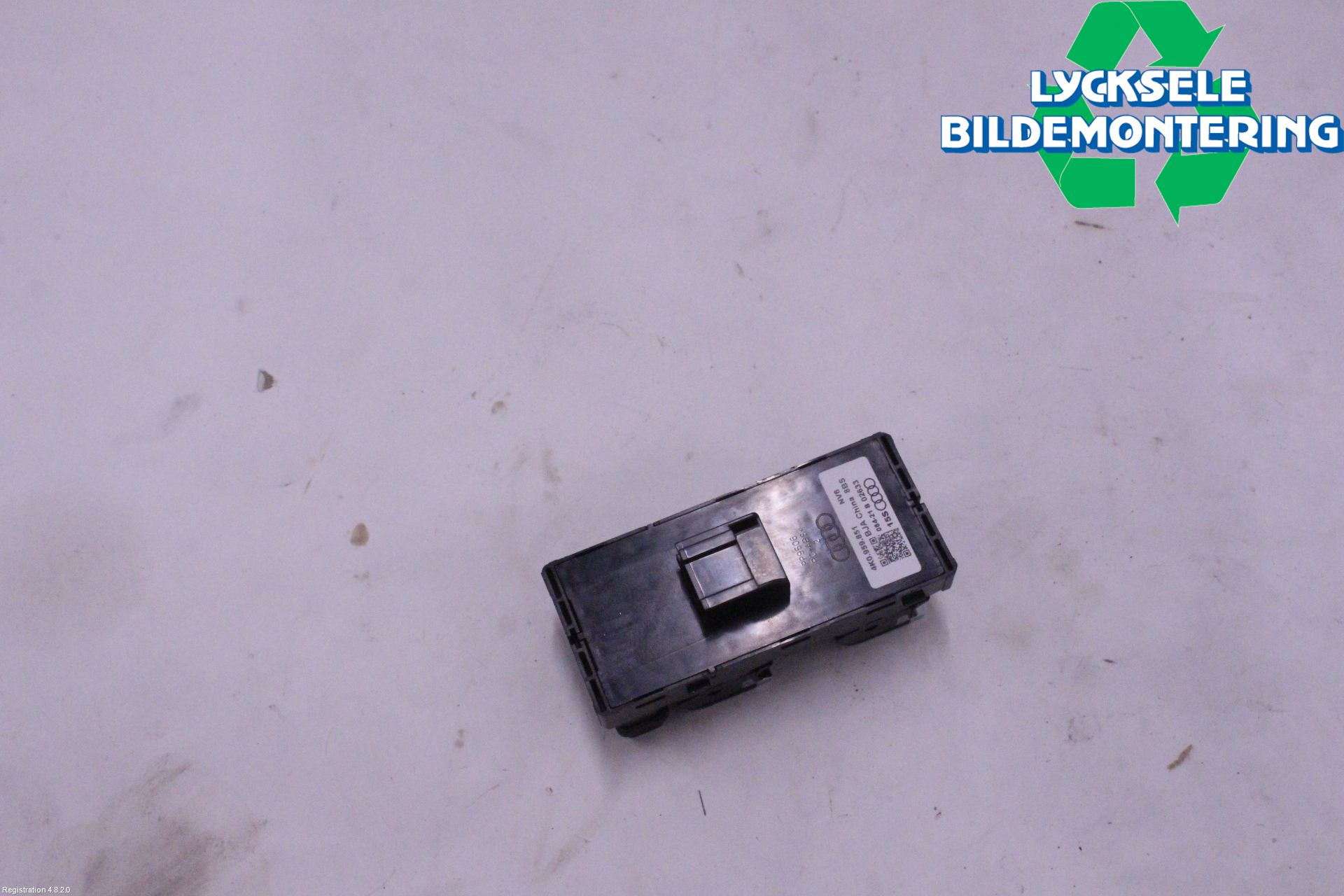 Audi A6 F2/C8 19- Strömställare Elhiss