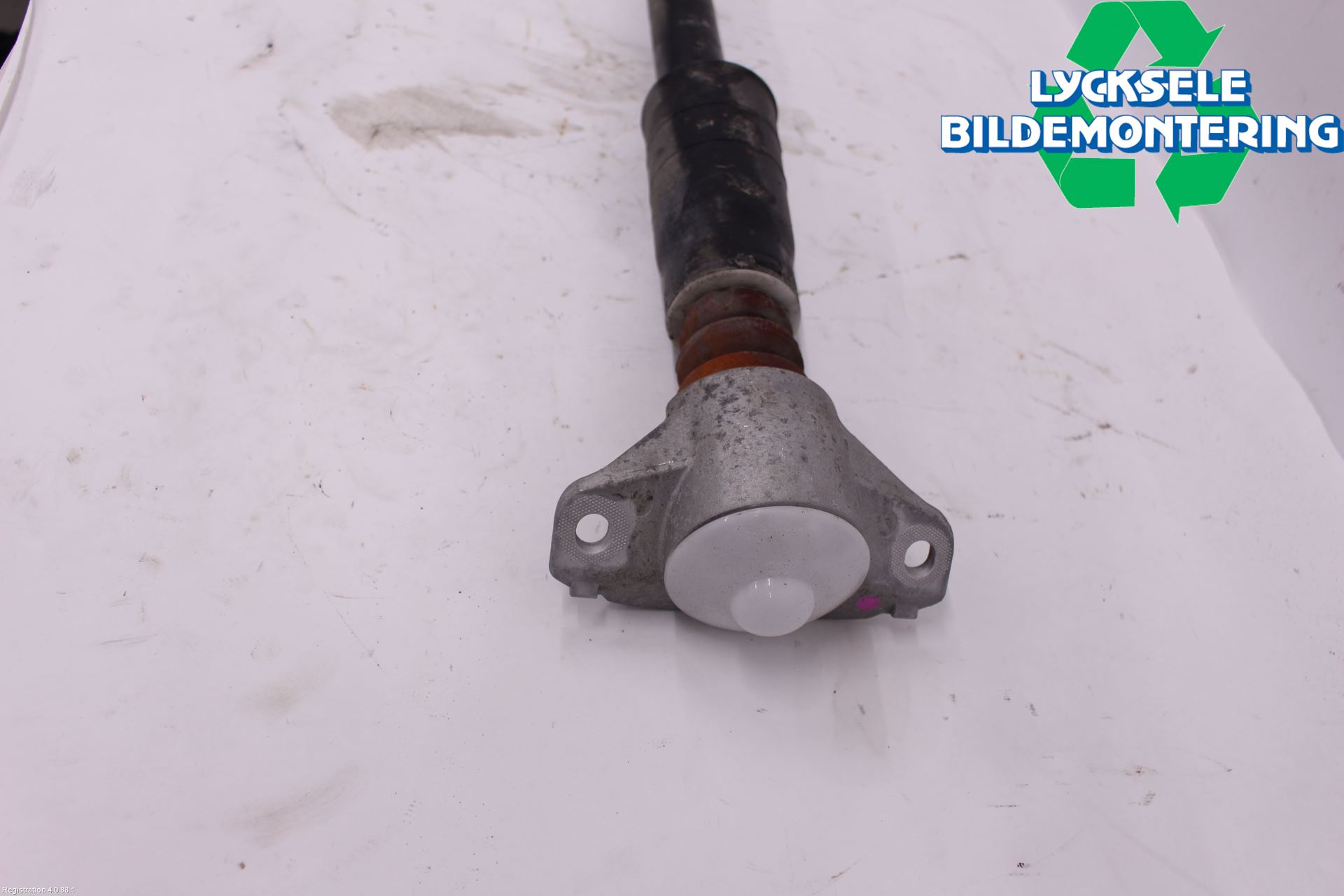 Audi A6 F2/C8 19- Stötdämpare Bak