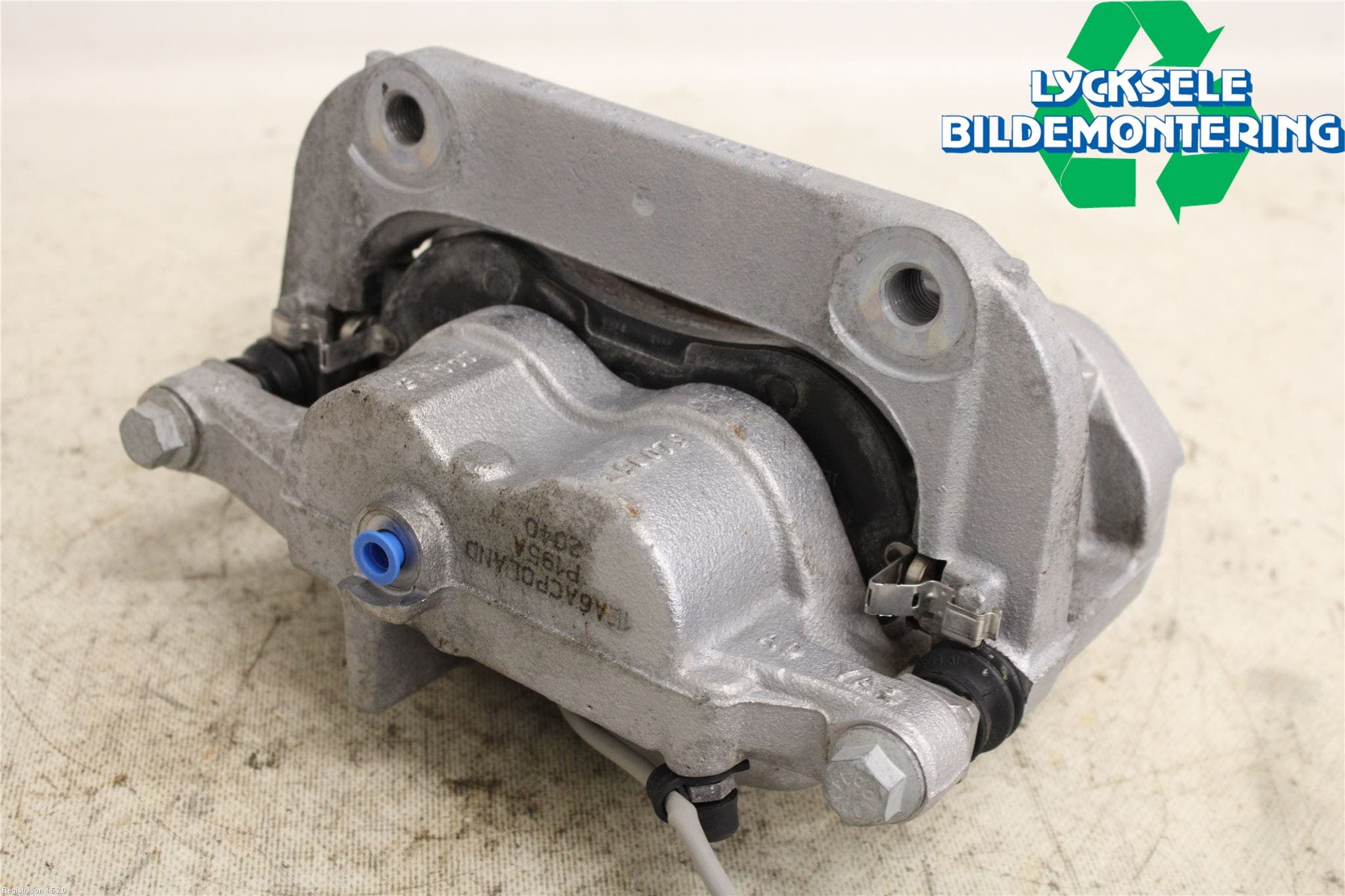 Skoda ENYAQ iV 21- Bromsok Fram Höger