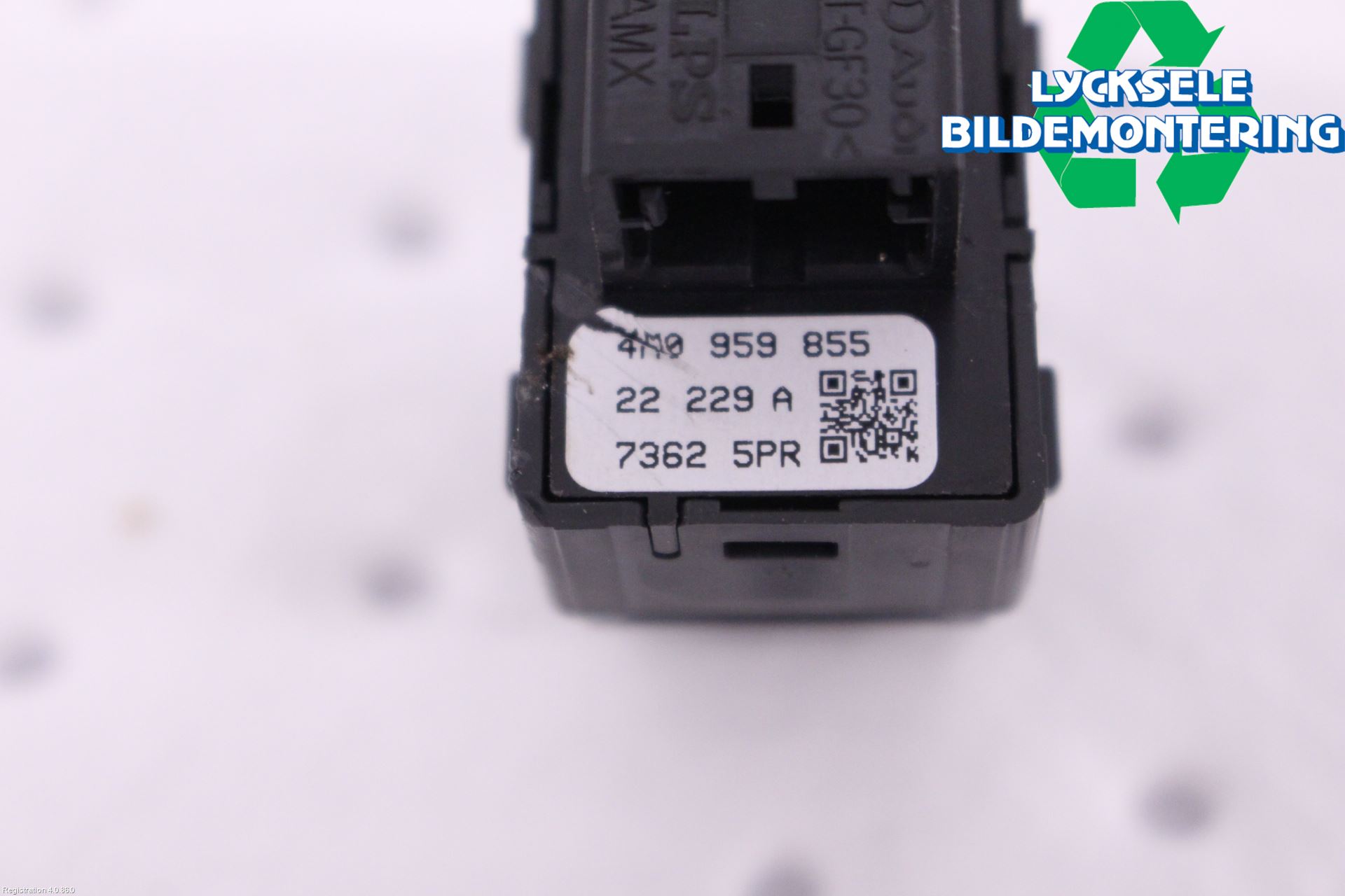 Audi A4/S4 B9 20- Strömställare Elhiss