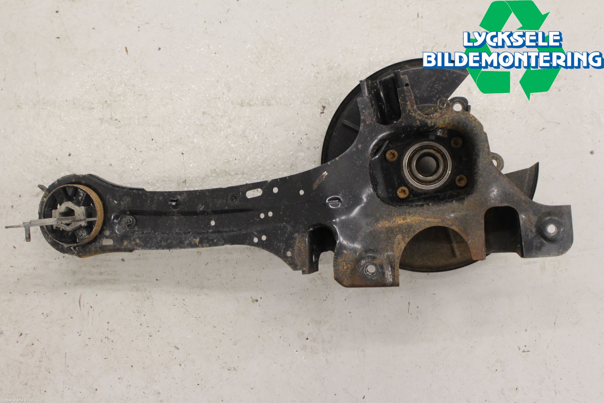 Volvo V70 08-13 Hjullagerhus-Spindel Hö B
