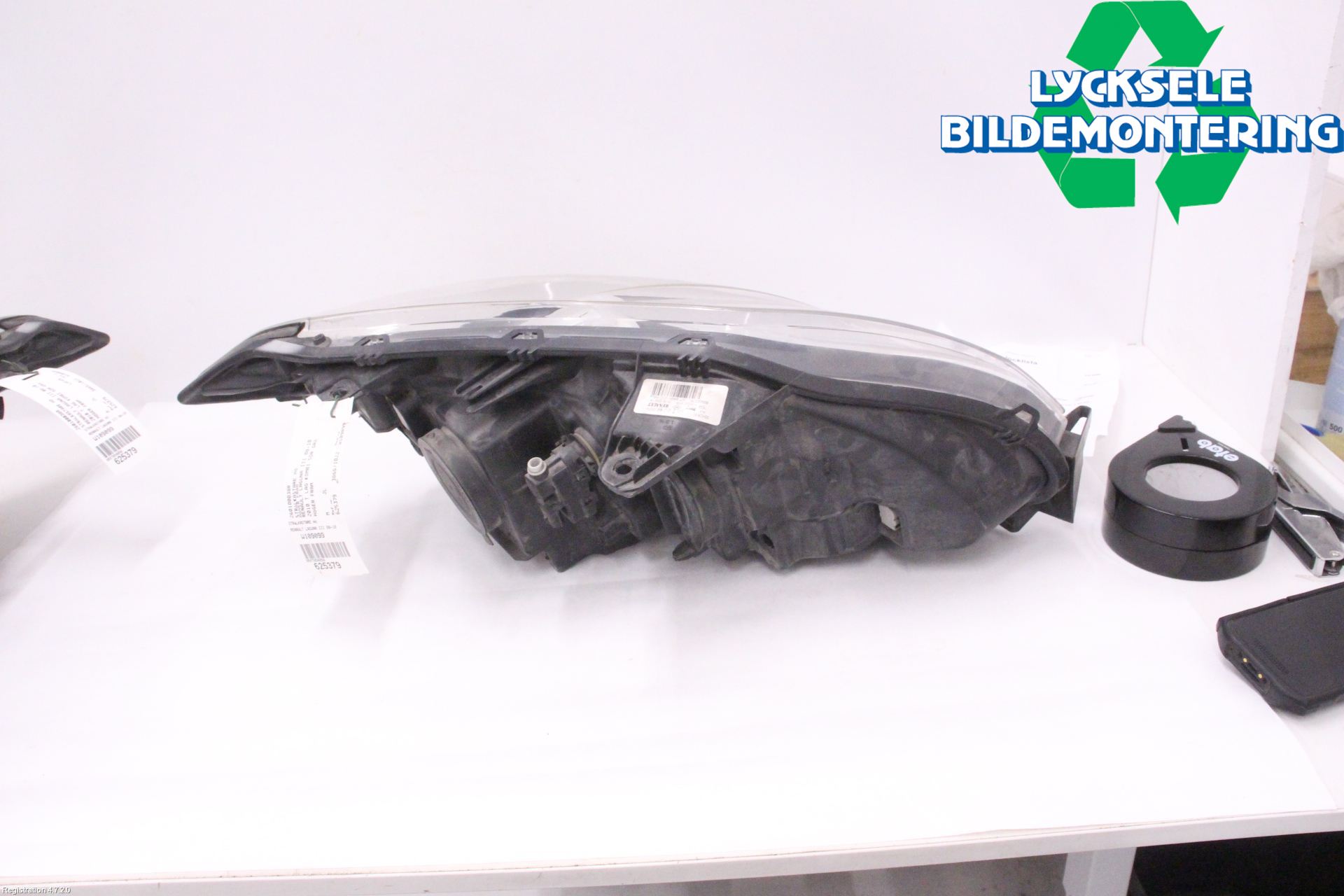 Renault LAGUNA III 08-10 Strålkastare Vänster