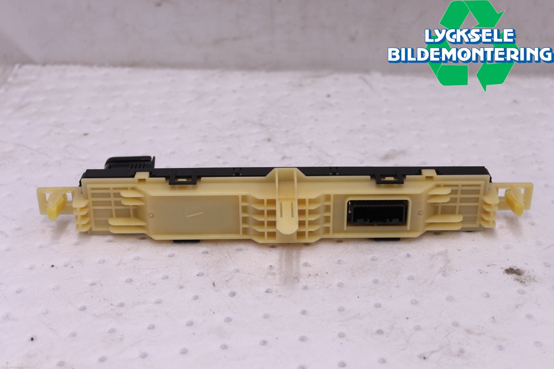 Toyota RAV4 13-18 Instrument Klocka