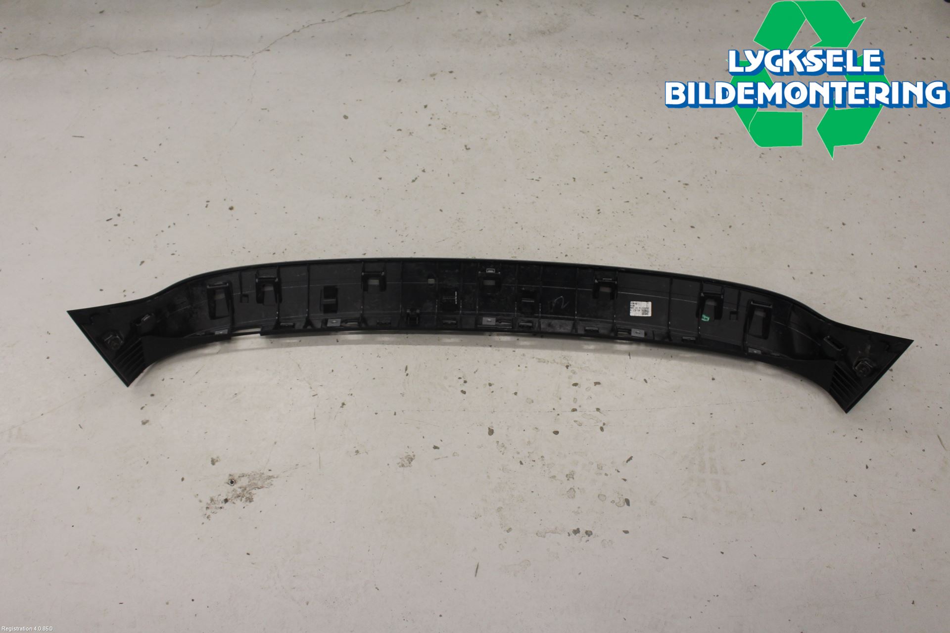 Volkswagen VW T-CROSS 19- Spoiler Baklucka