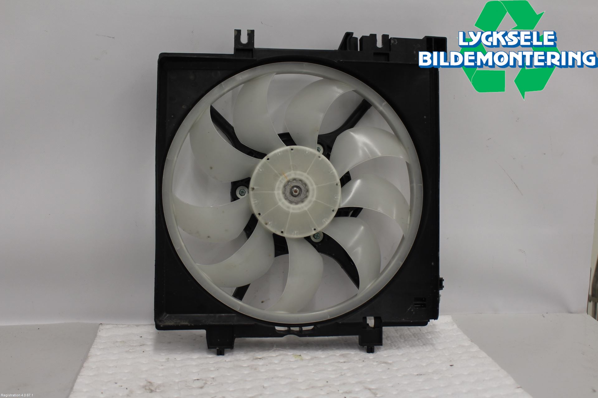 Subaru OUTBACK 15-20 Kylfläkt El