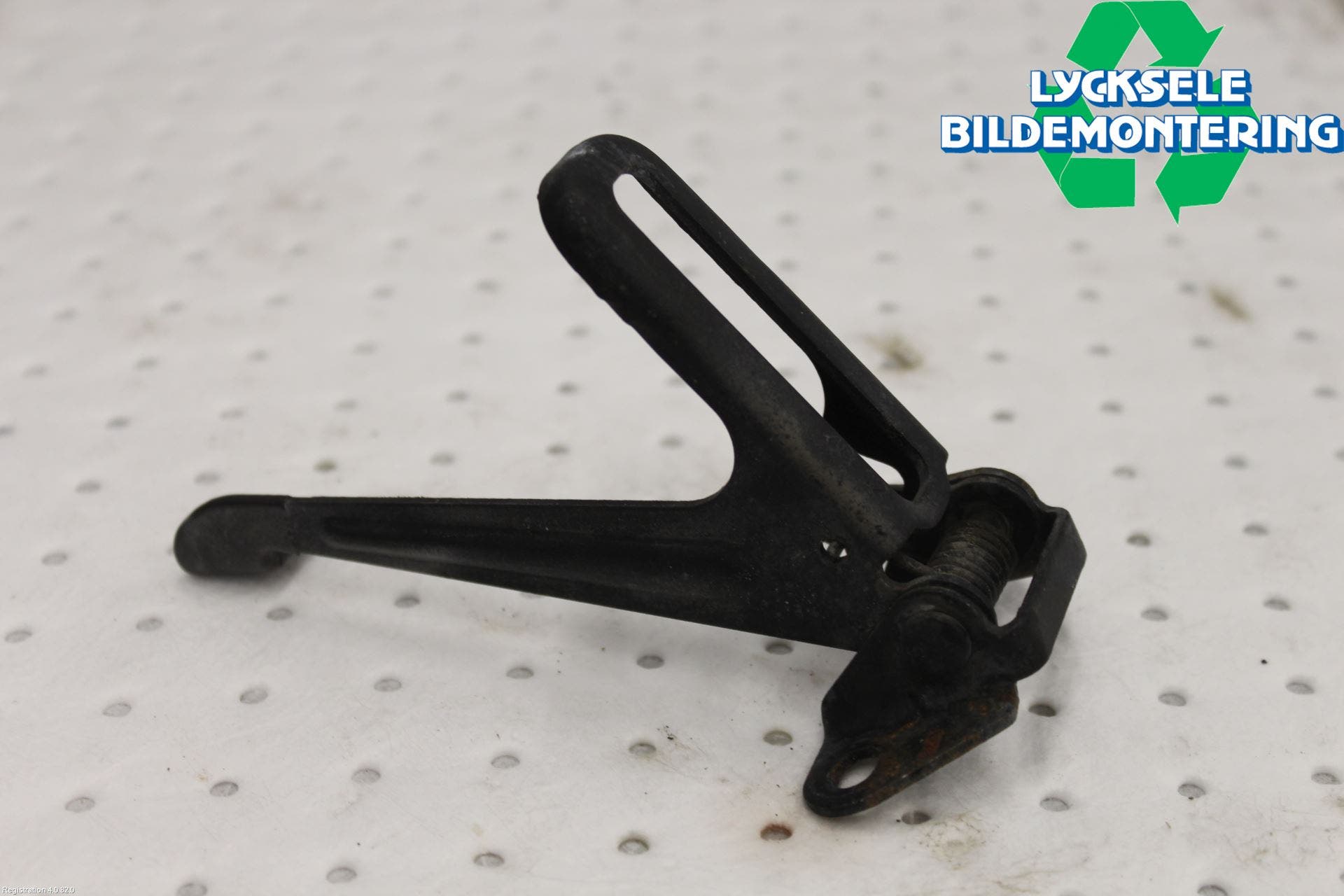 Toyota AVENSIS 09-15 Huv Spärr