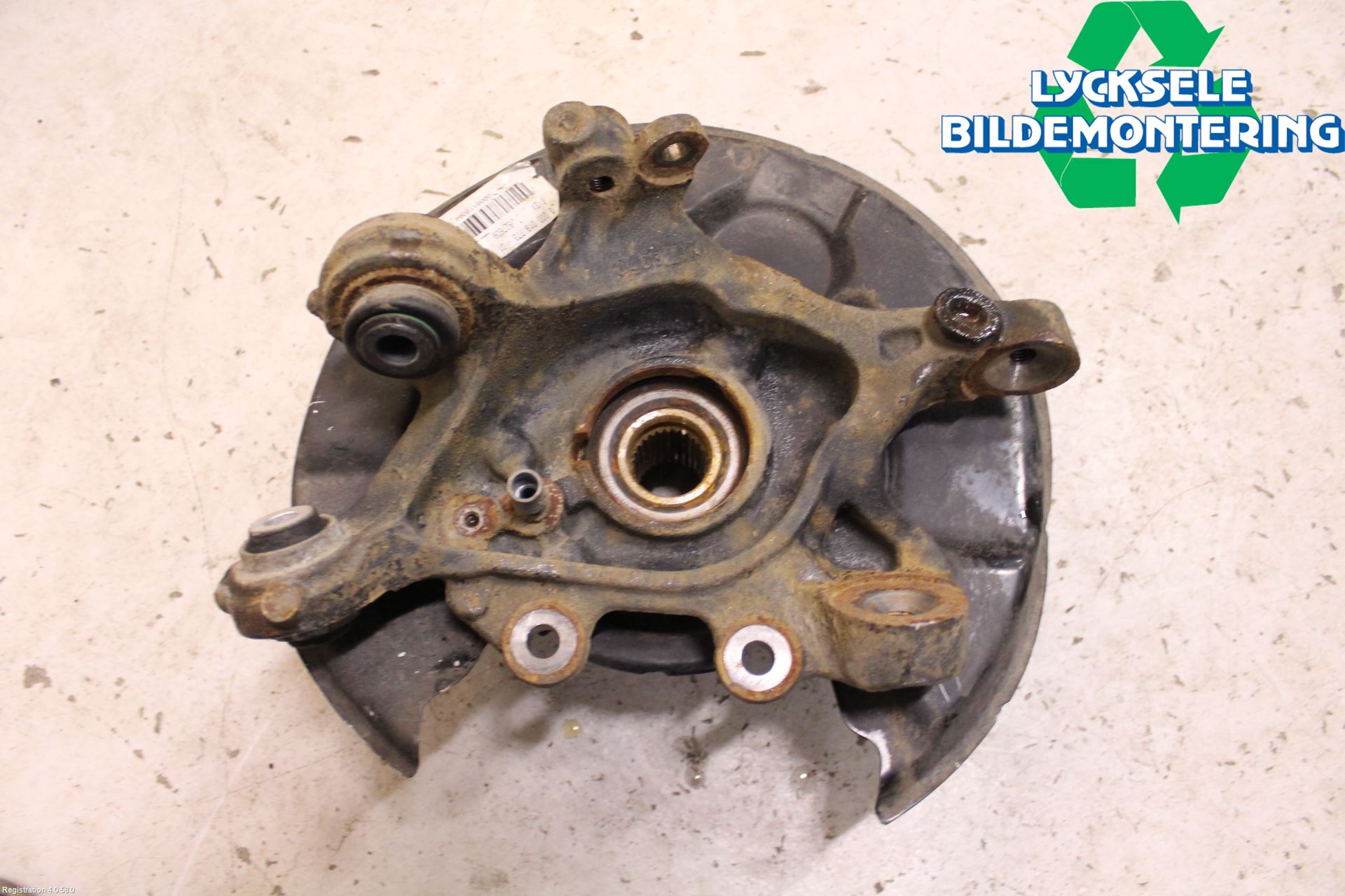 BMW 1 F20/F21 11-19 Hjullagerhus-Spindel Vä B