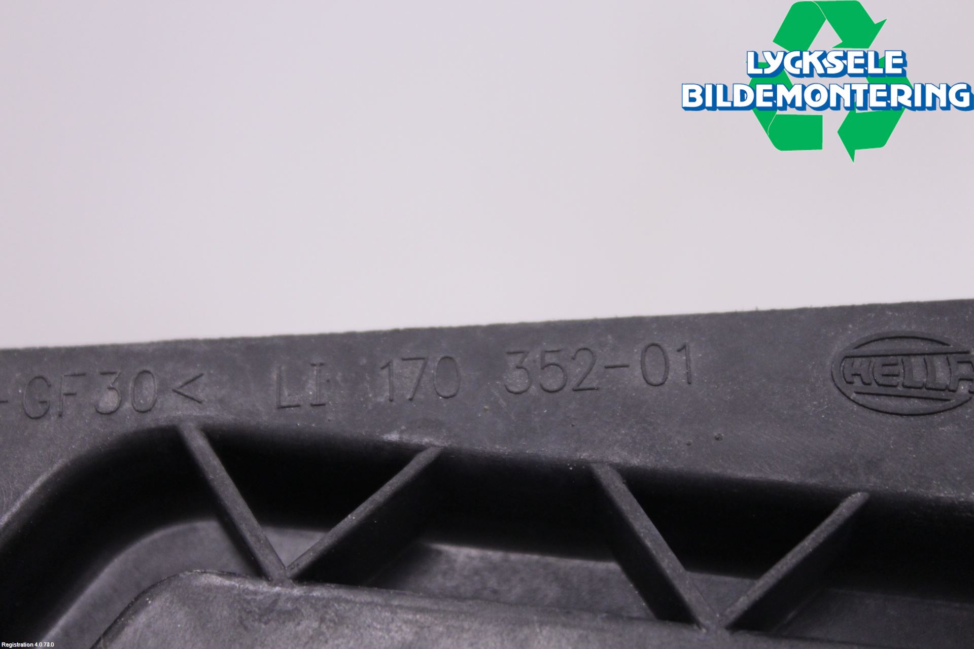 Skoda OCTAVIA (1Z) 05-13 Strålkast Fästsarg