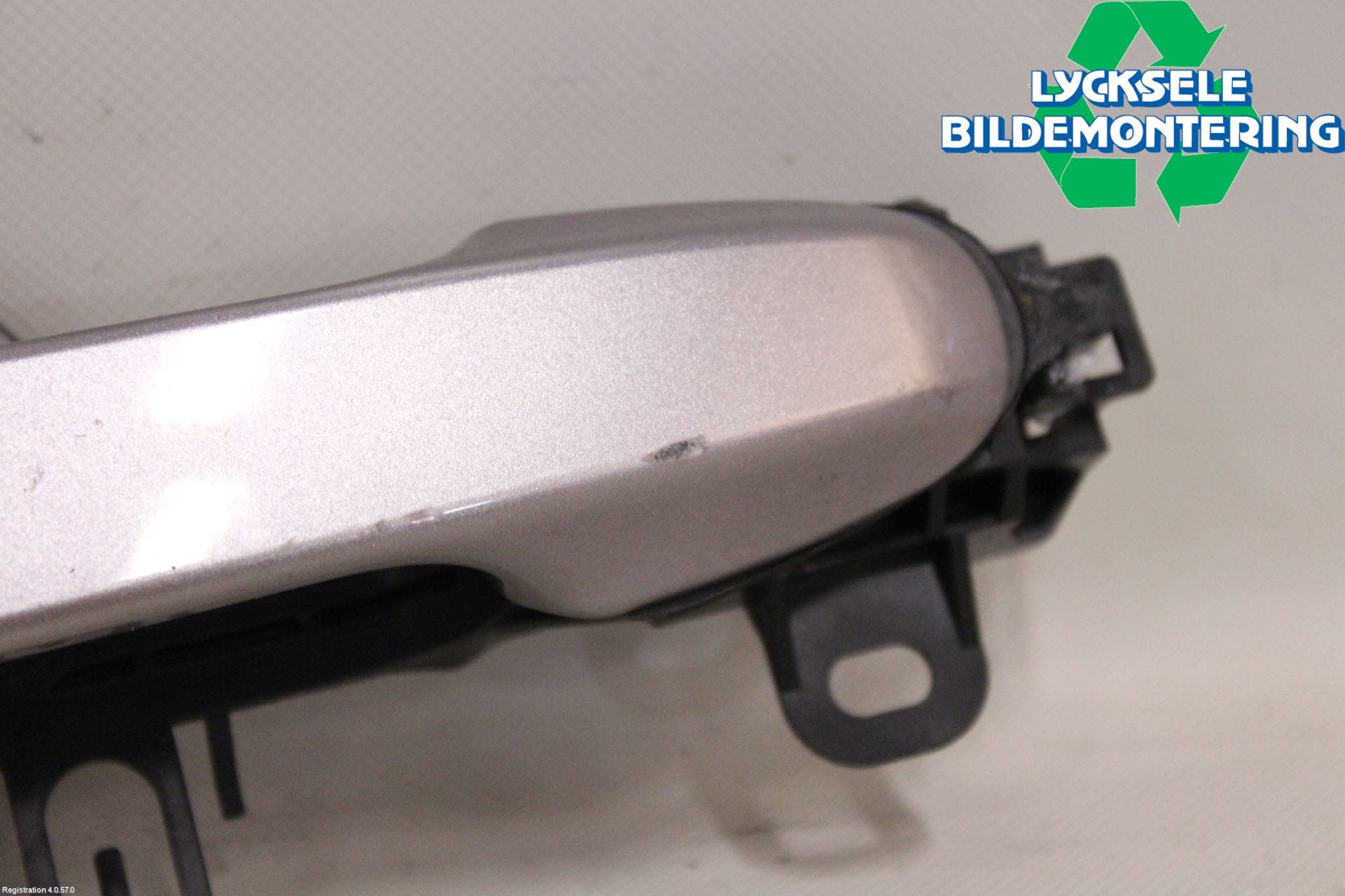 Toyota C-HR 16-23 Dörrhandtag Yttre Hö