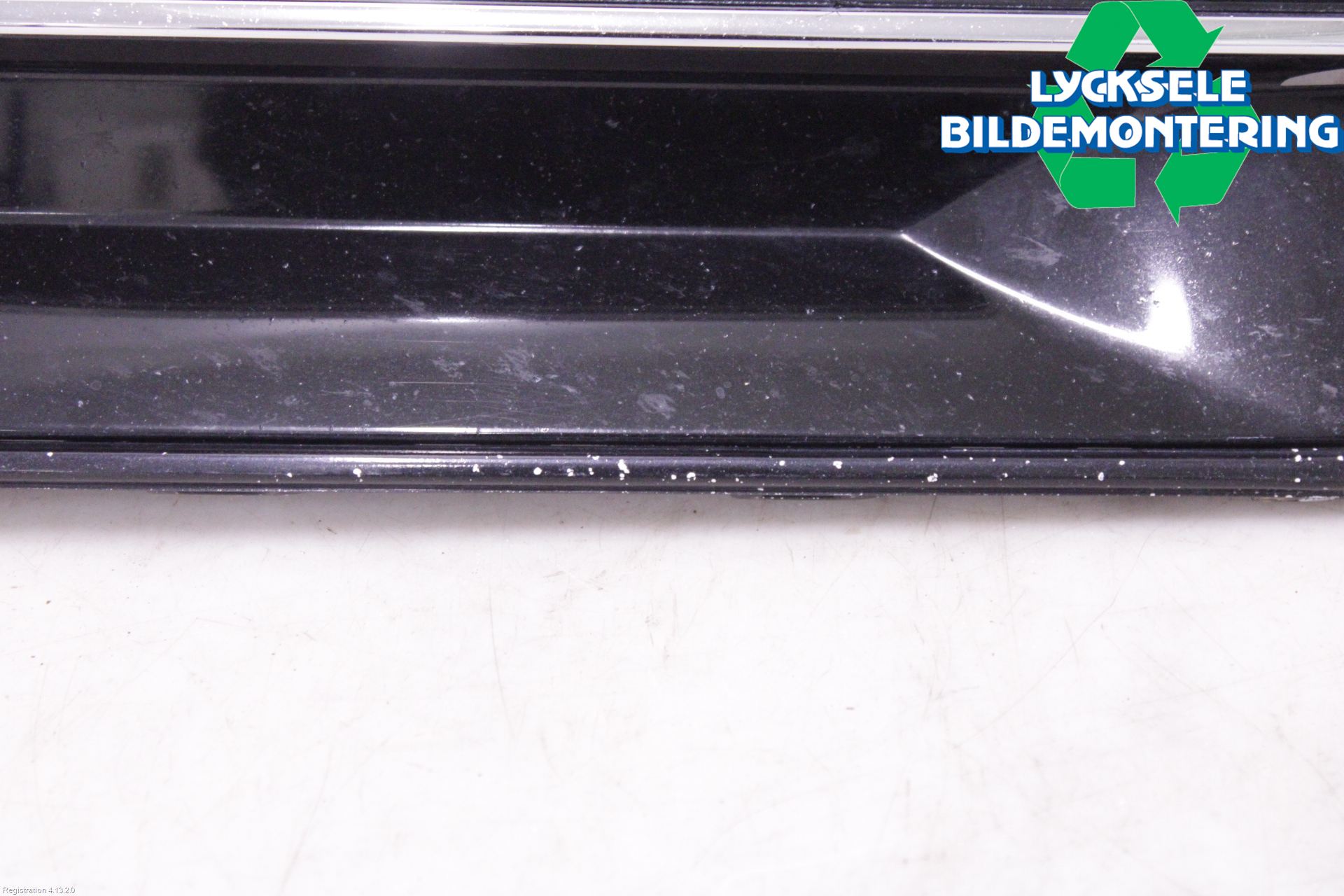 Volkswagen VW PASSAT 15-19 Dimljussarg Fram