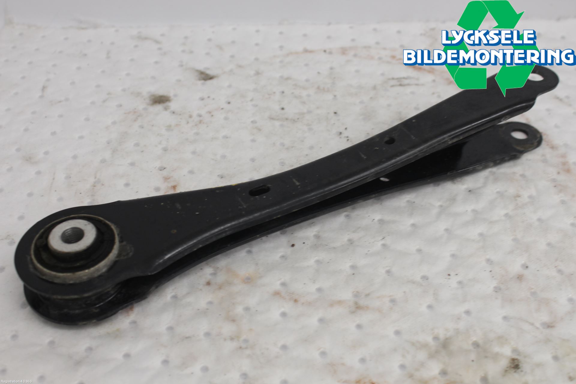 Volkswagen VW ID.3 21- Bärarm Bak Vä-Hö