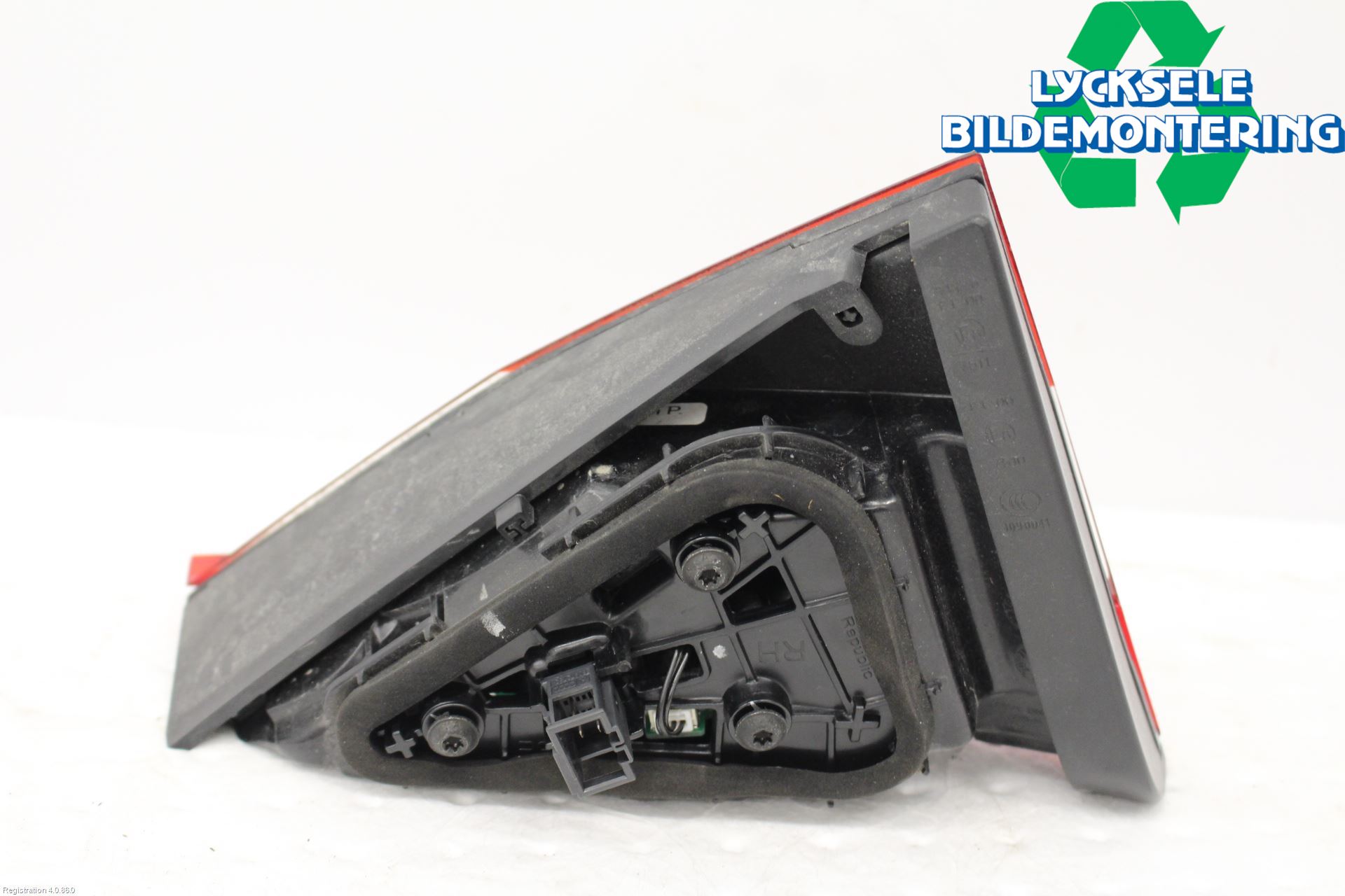 Skoda SUPERB 16-24 Bakljus Lucka Hö