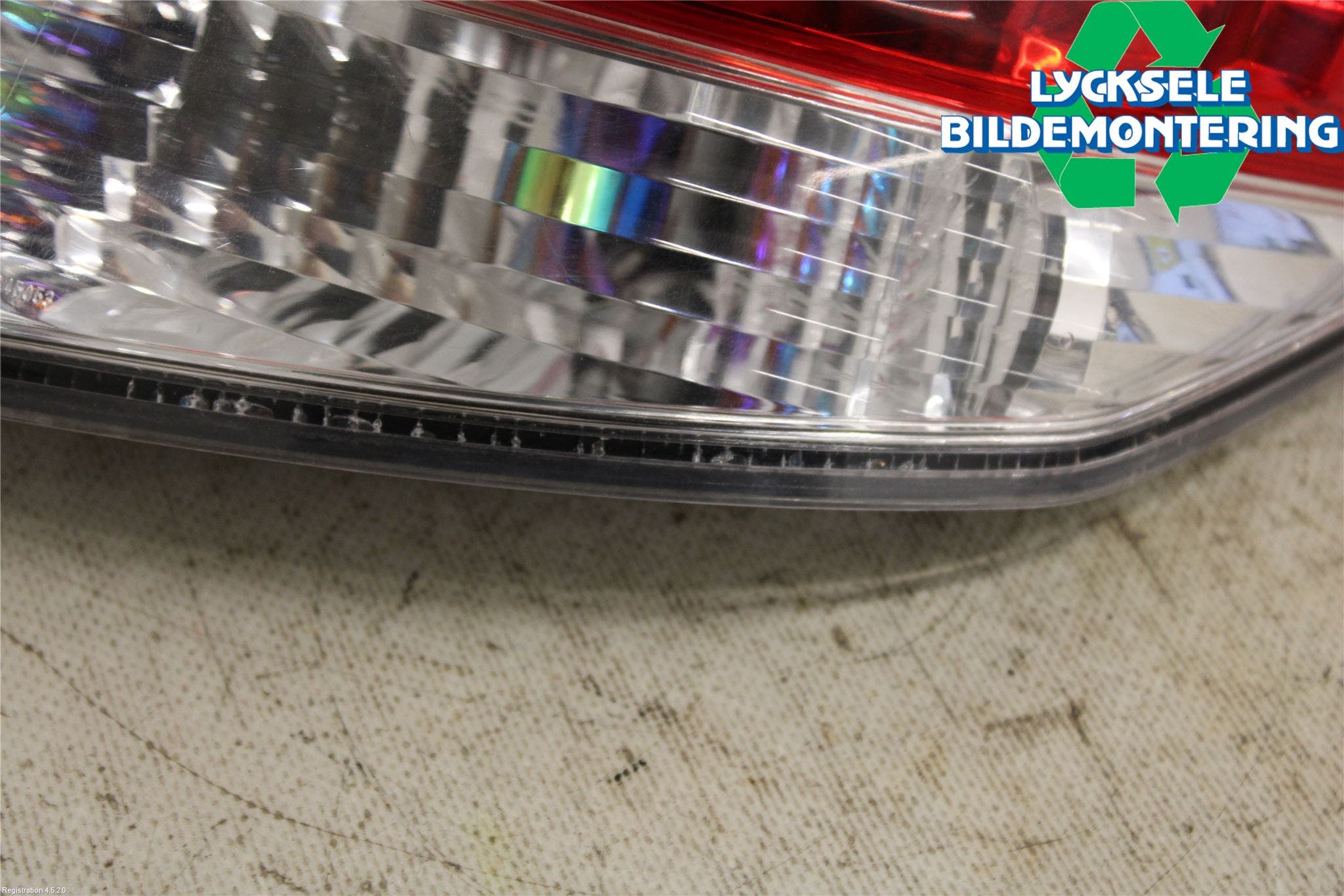 Subaru LEGACY 10-14 Bakljus Höger