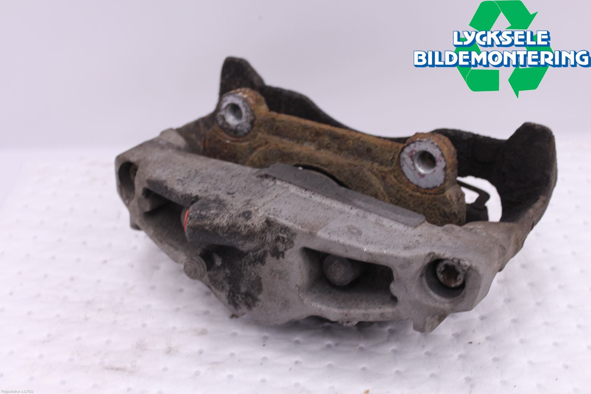 Volvo XC70 08-13 Bromsok Fram Höger