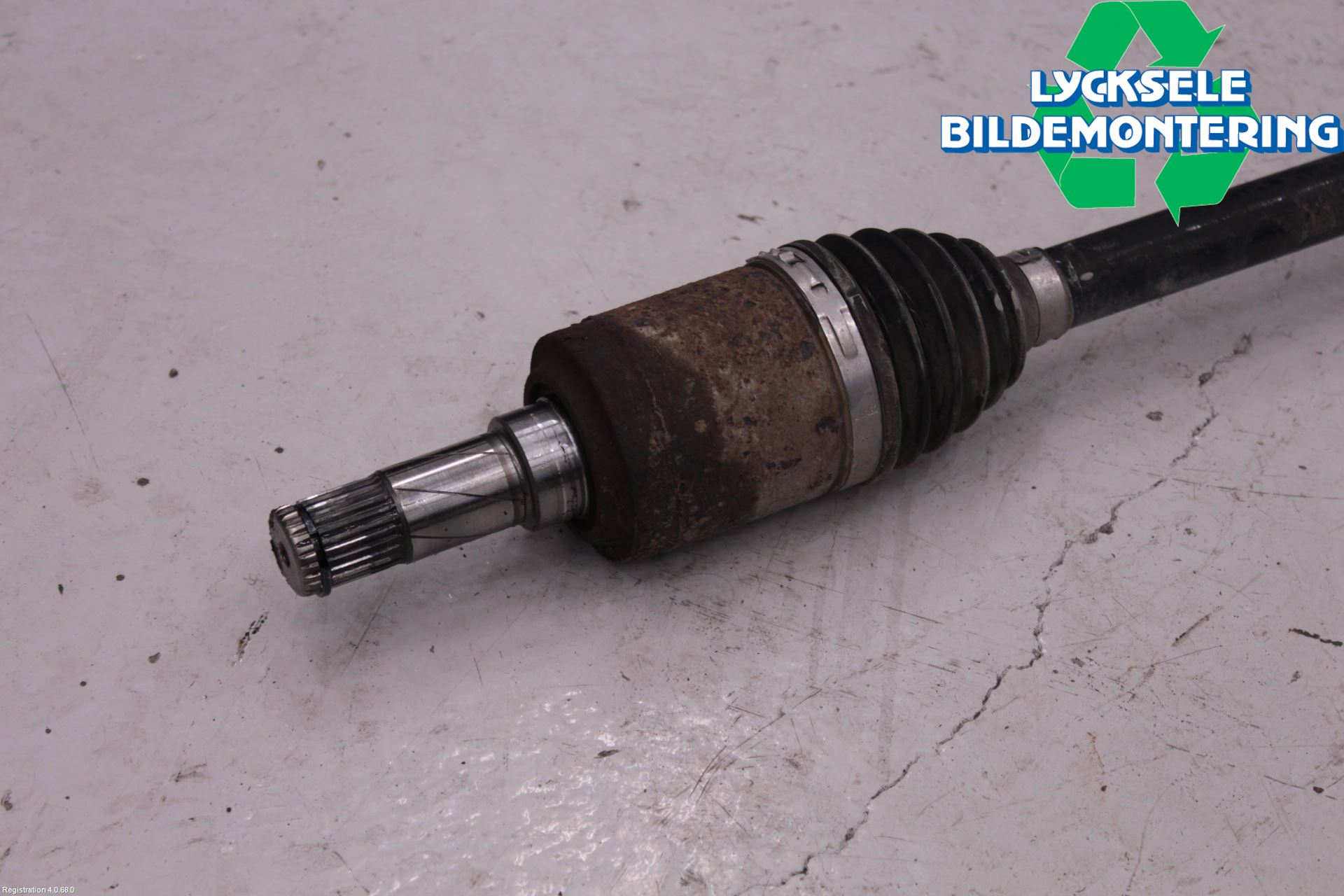 Ford KUGA 08-12 Drivaxel Bak Höger