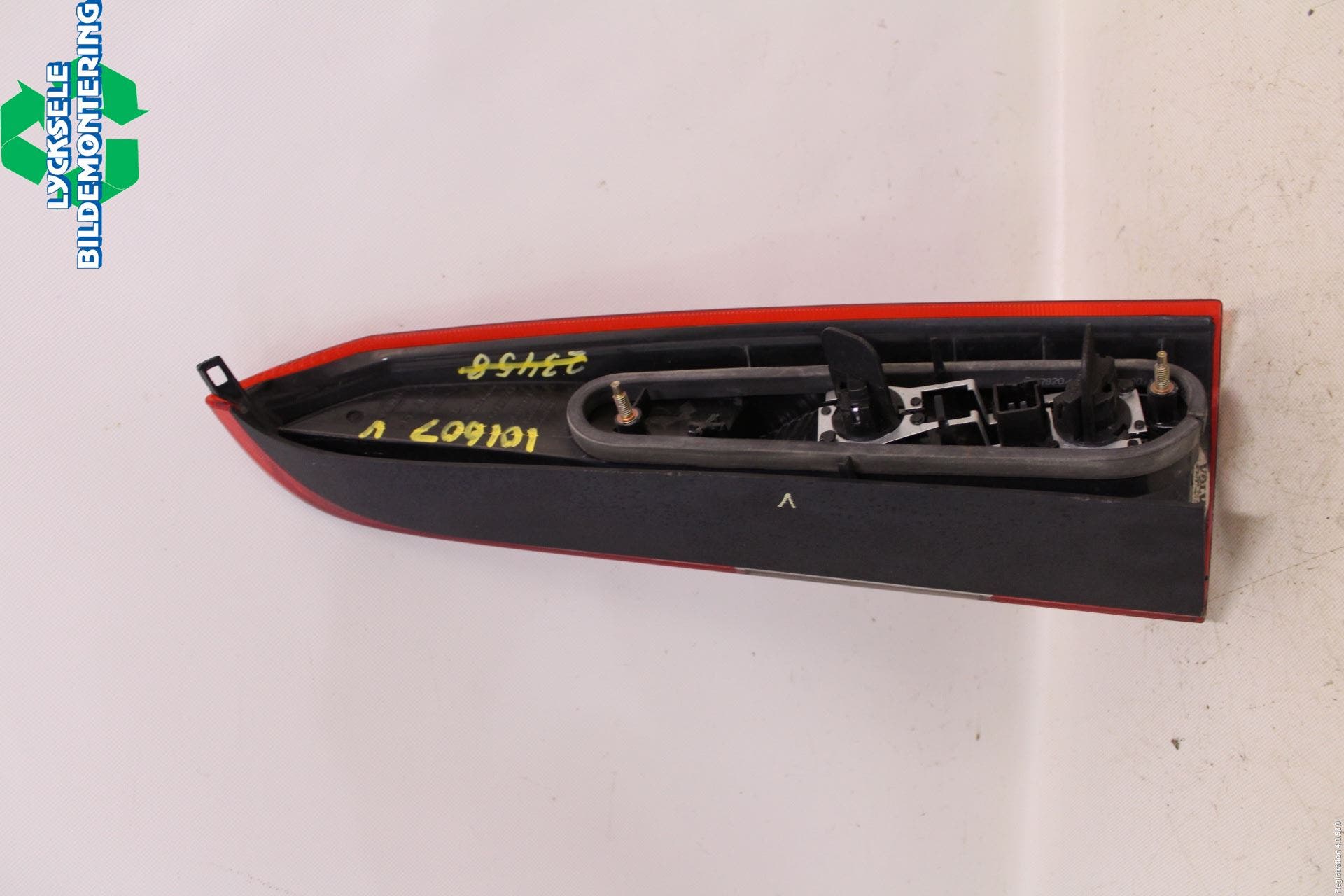 Volvo XC70 01-04 Bakljus Vänster