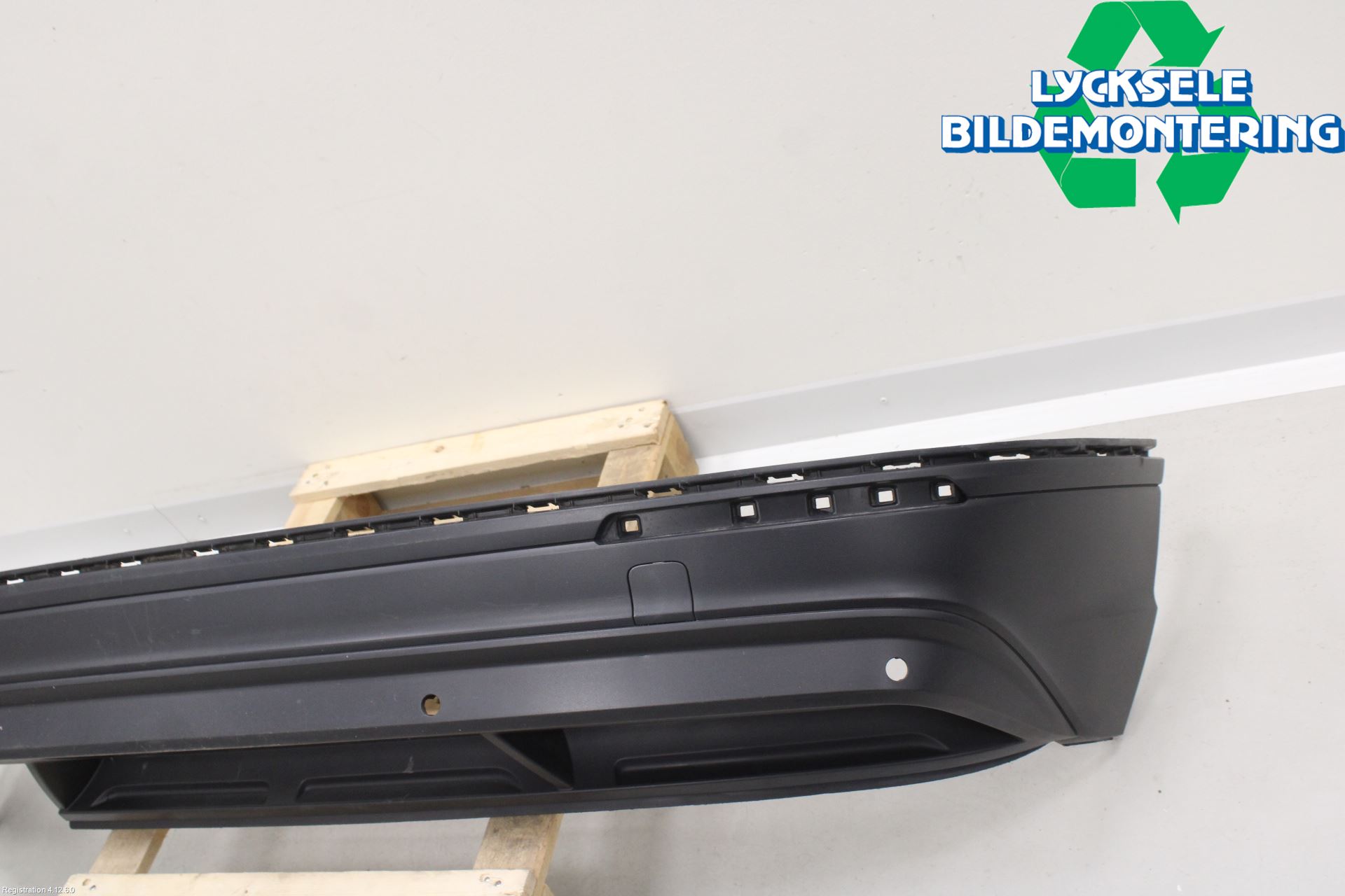 Volkswagen VW TIGUAN 16-24 Stötfångarbeklädnad Bak