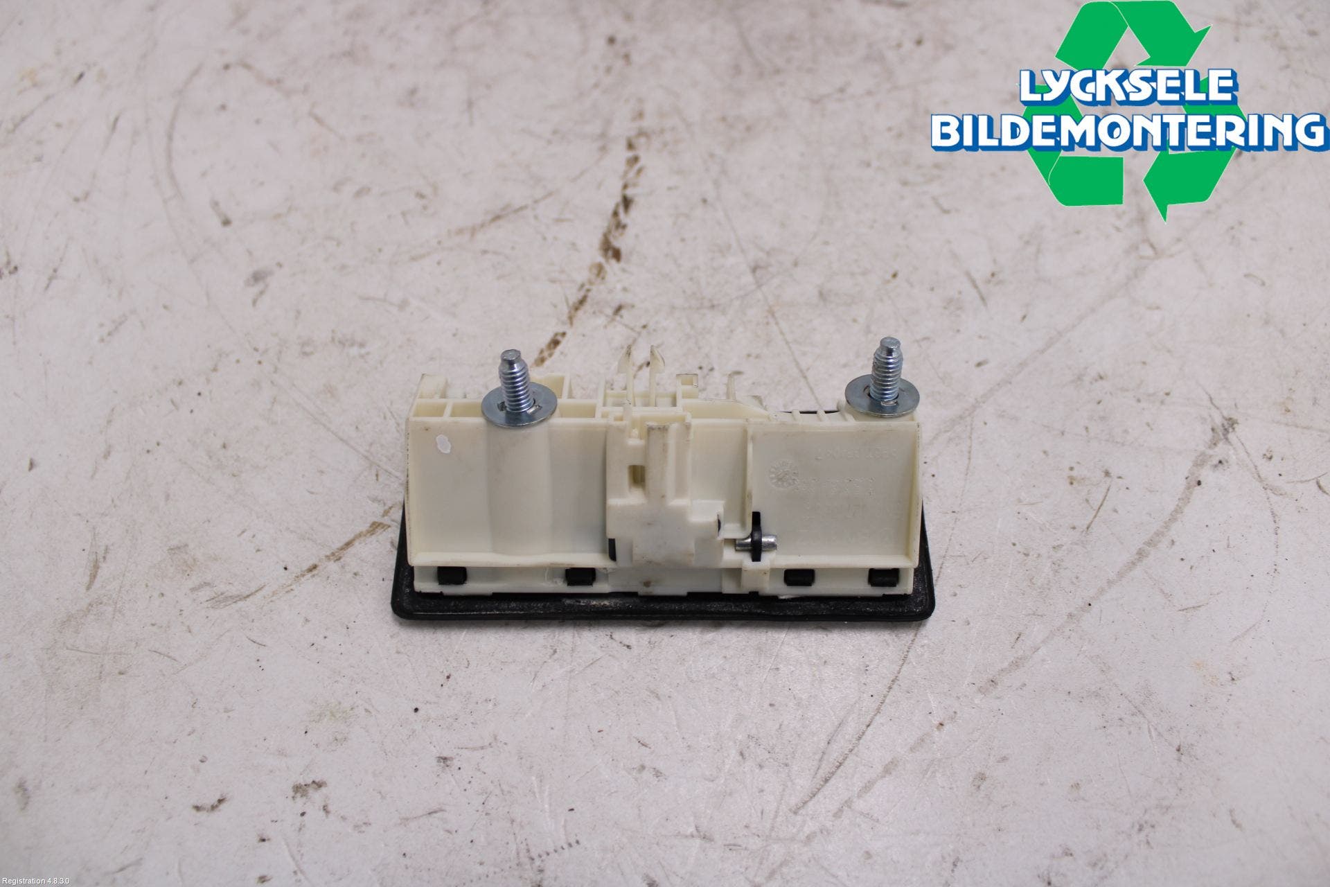 Audi A6 ALLROAD 12-18 Bakluckehandtag