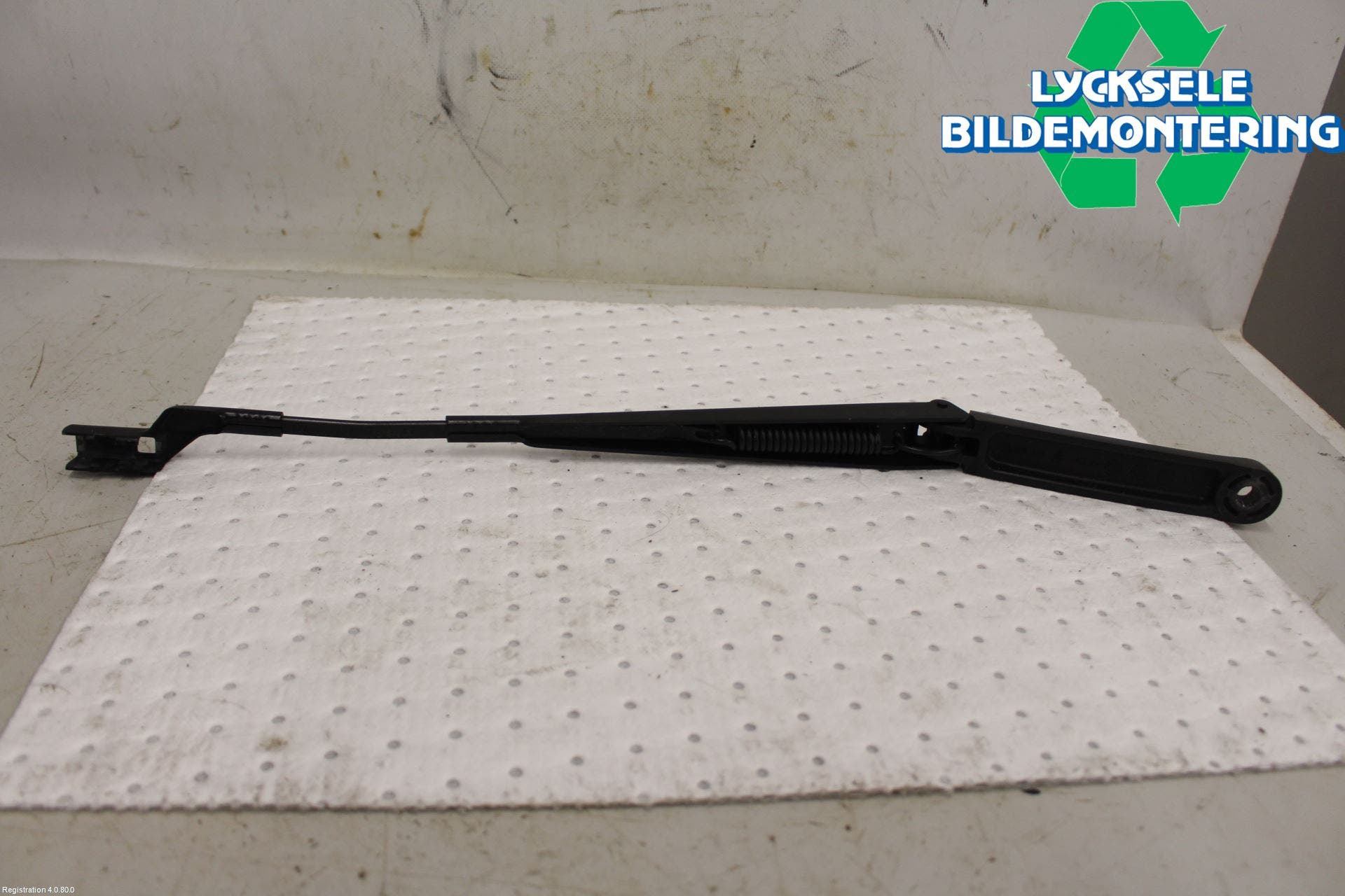 Volkswagen VW POLO VI 18->> Torkararm Armar Vindruta