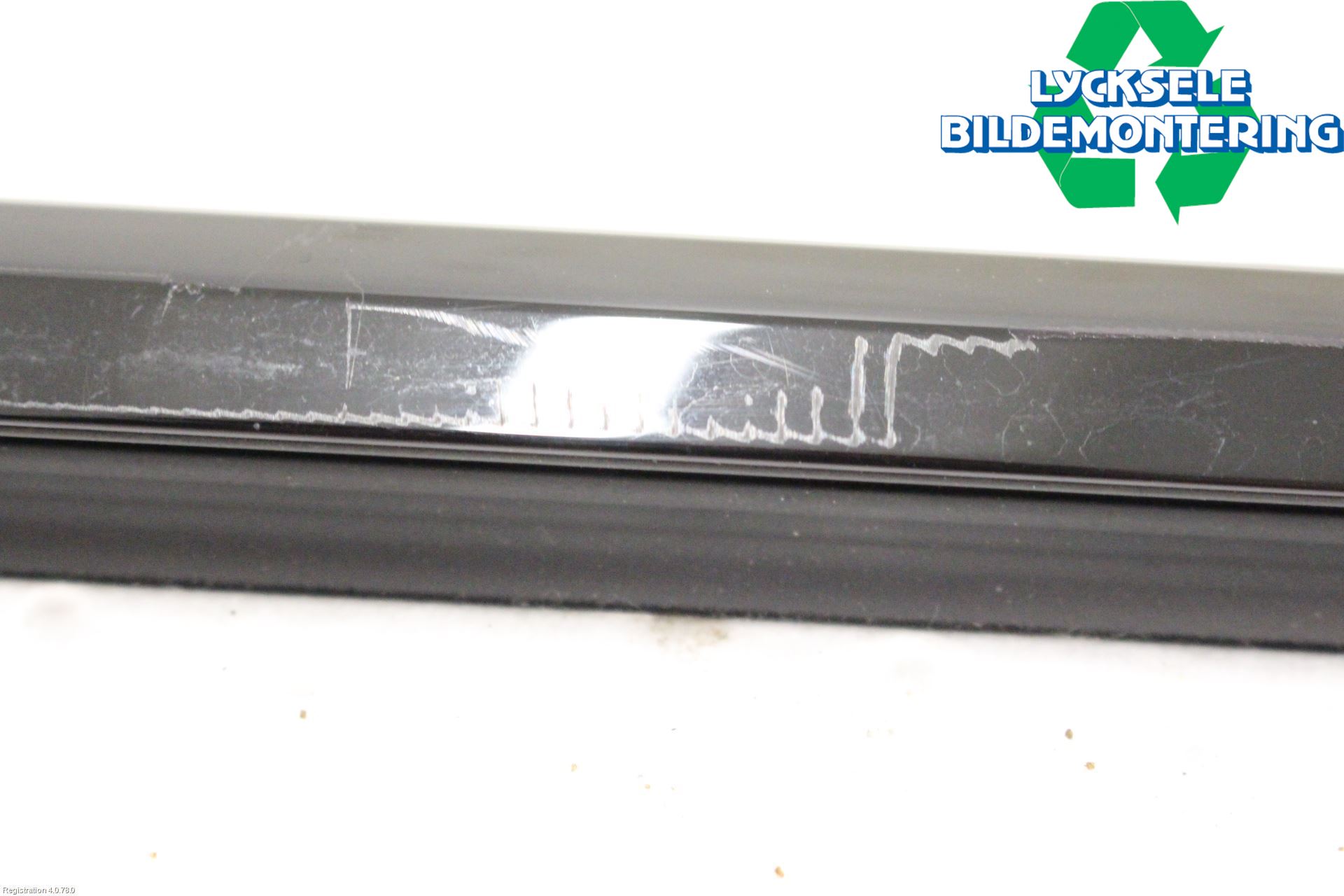 Audi A6 F2/C8 19- Dörr Dekorlist Bak Hö