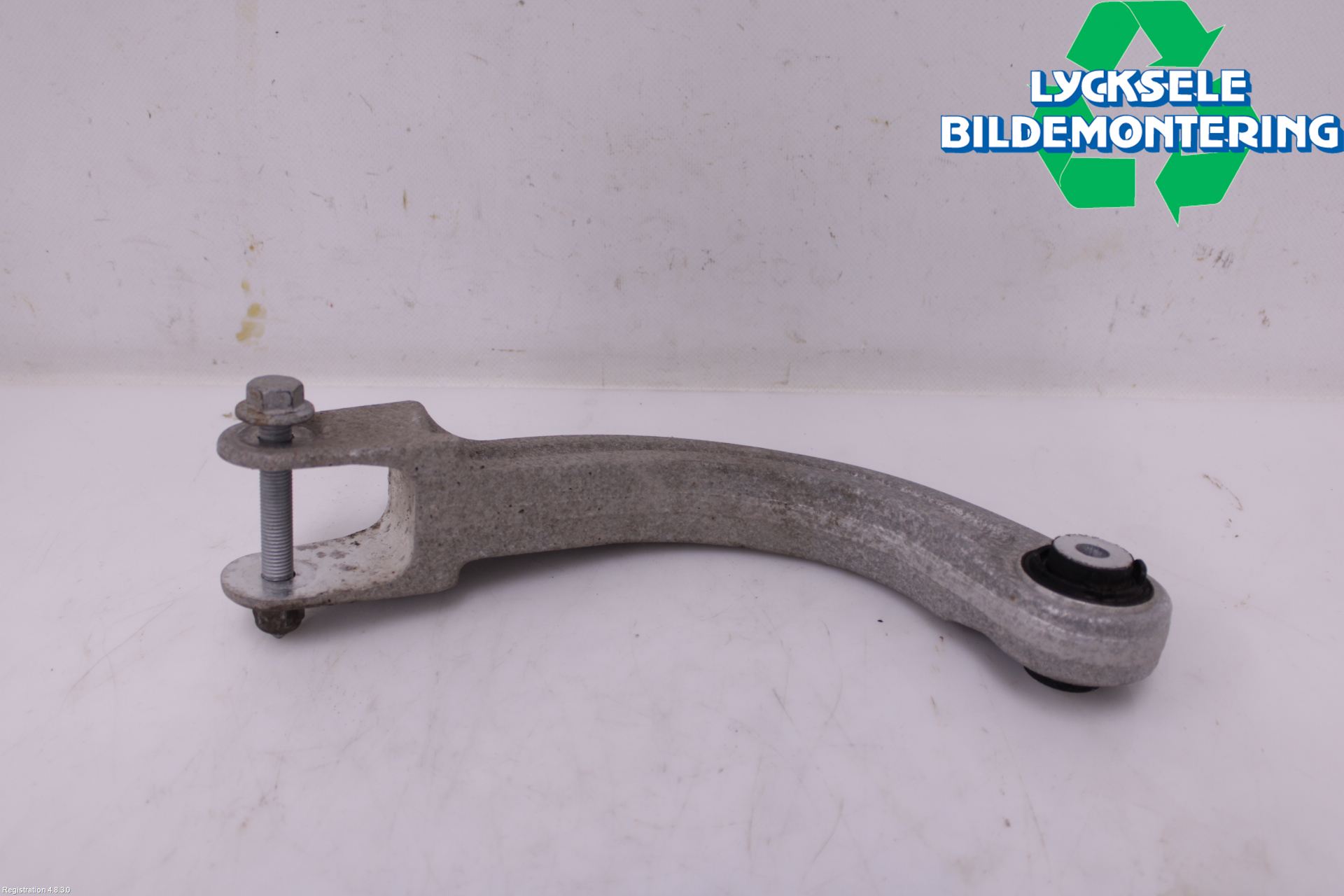 Volkswagen VW ID.4 21- Bärarm Bak Övre Höger