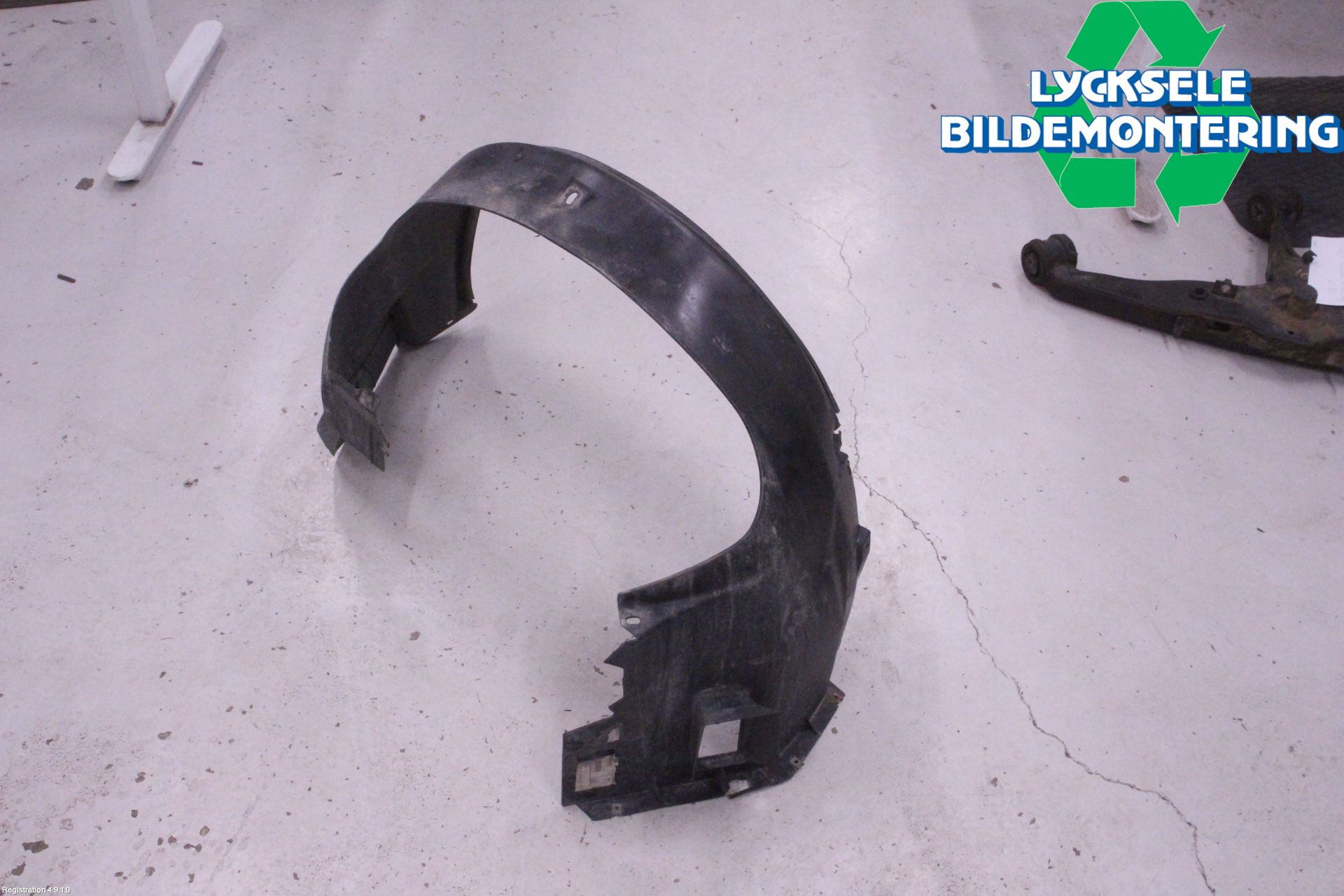 BMW 3 E36      91-00 Skärm Inner