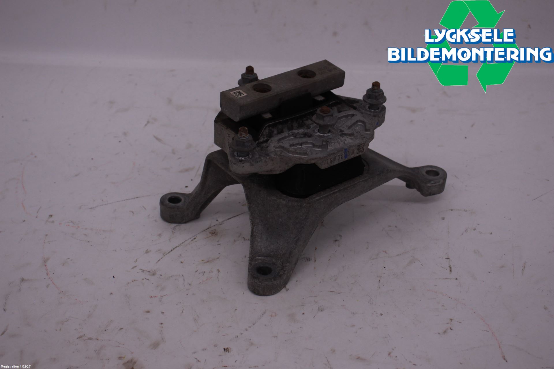 Audi A4 ALLROAD 17- Växellådskudde