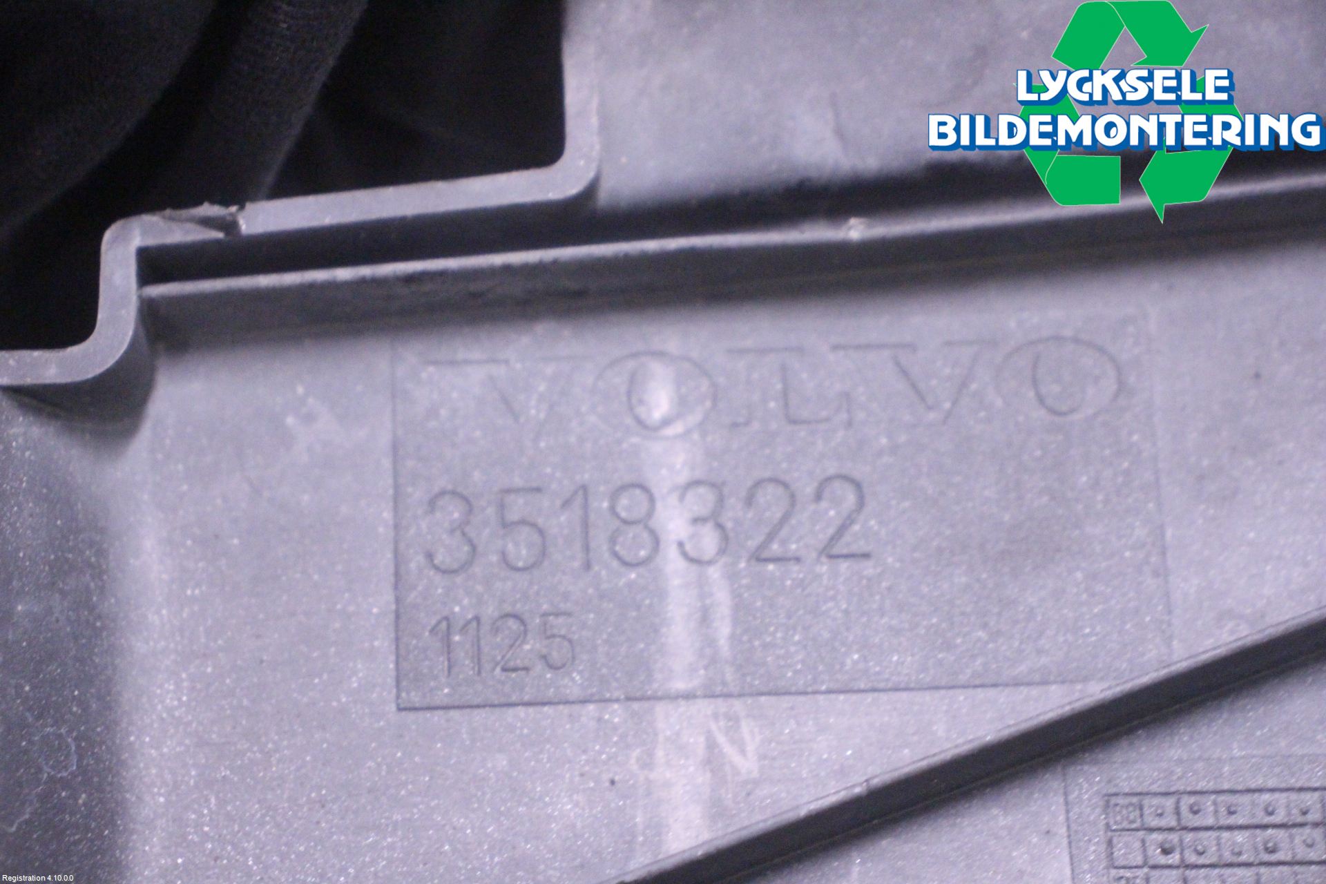 Volvo 740 88-92 Front Huvlåsplåt-Balk