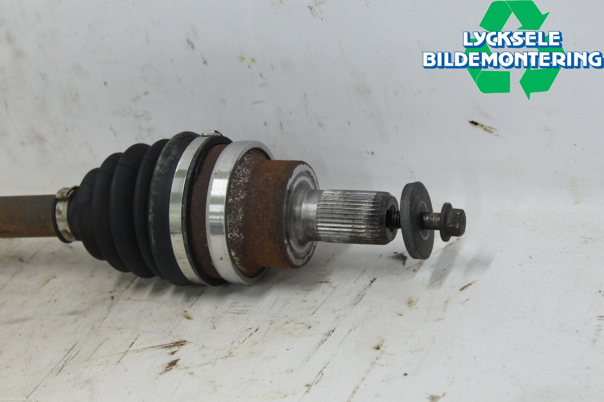 Volvo V70 08-13 Drivaxel Bak Höger